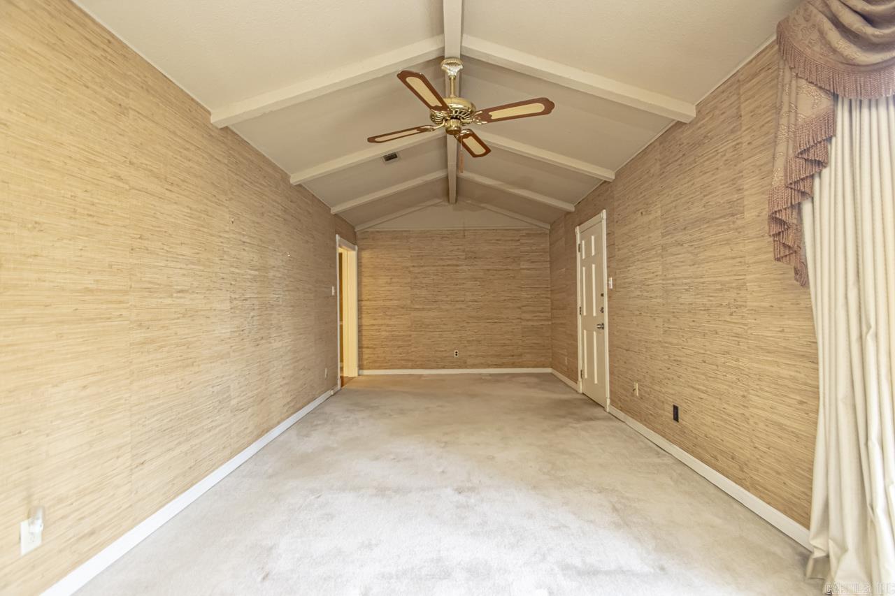 COUNTRY CLUB PARK - Residential