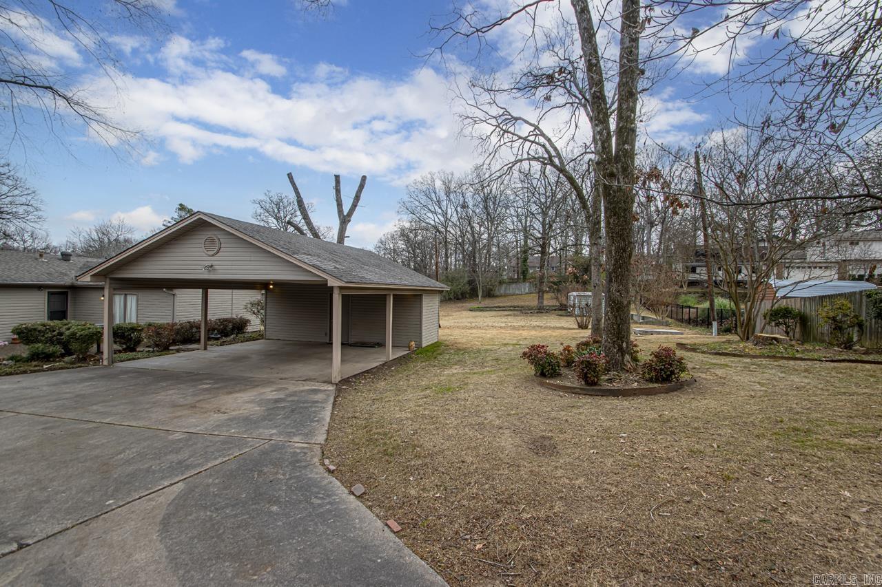 COUNTRY CLUB PARK - Residential