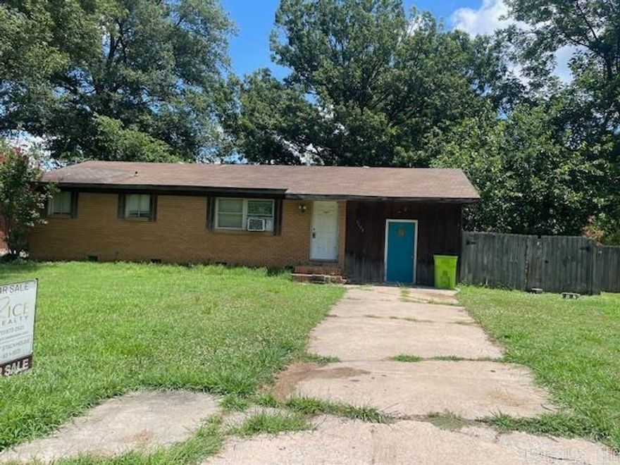 Great little starter home or even a downsize or possibly an investment.  With 3 bedrooms and 1 bath and just a little tlc.  The eat in kitchen and spacious yard.  The house is potentially being sold as is.