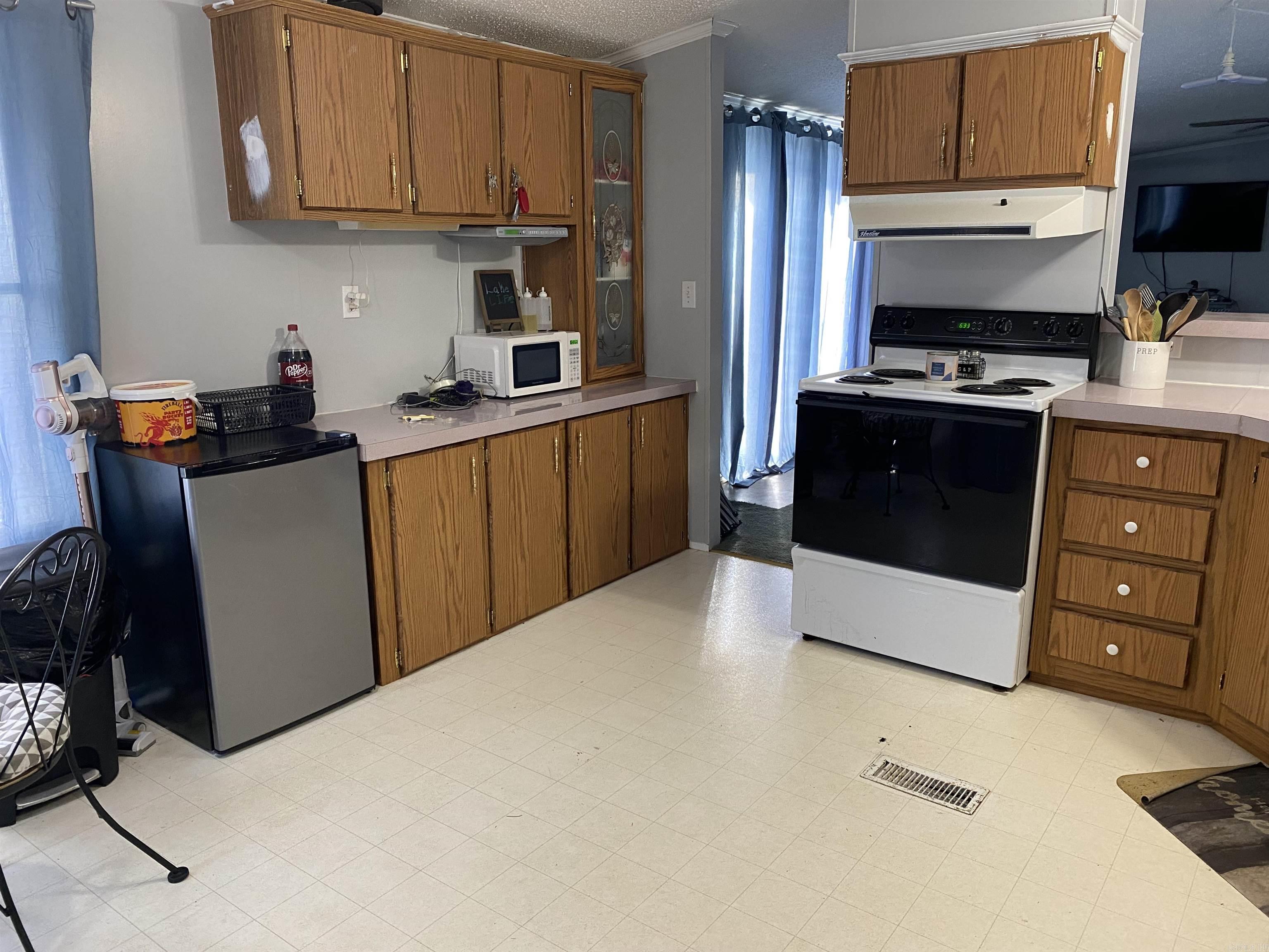 WILDWOOD TRAIL - Residential