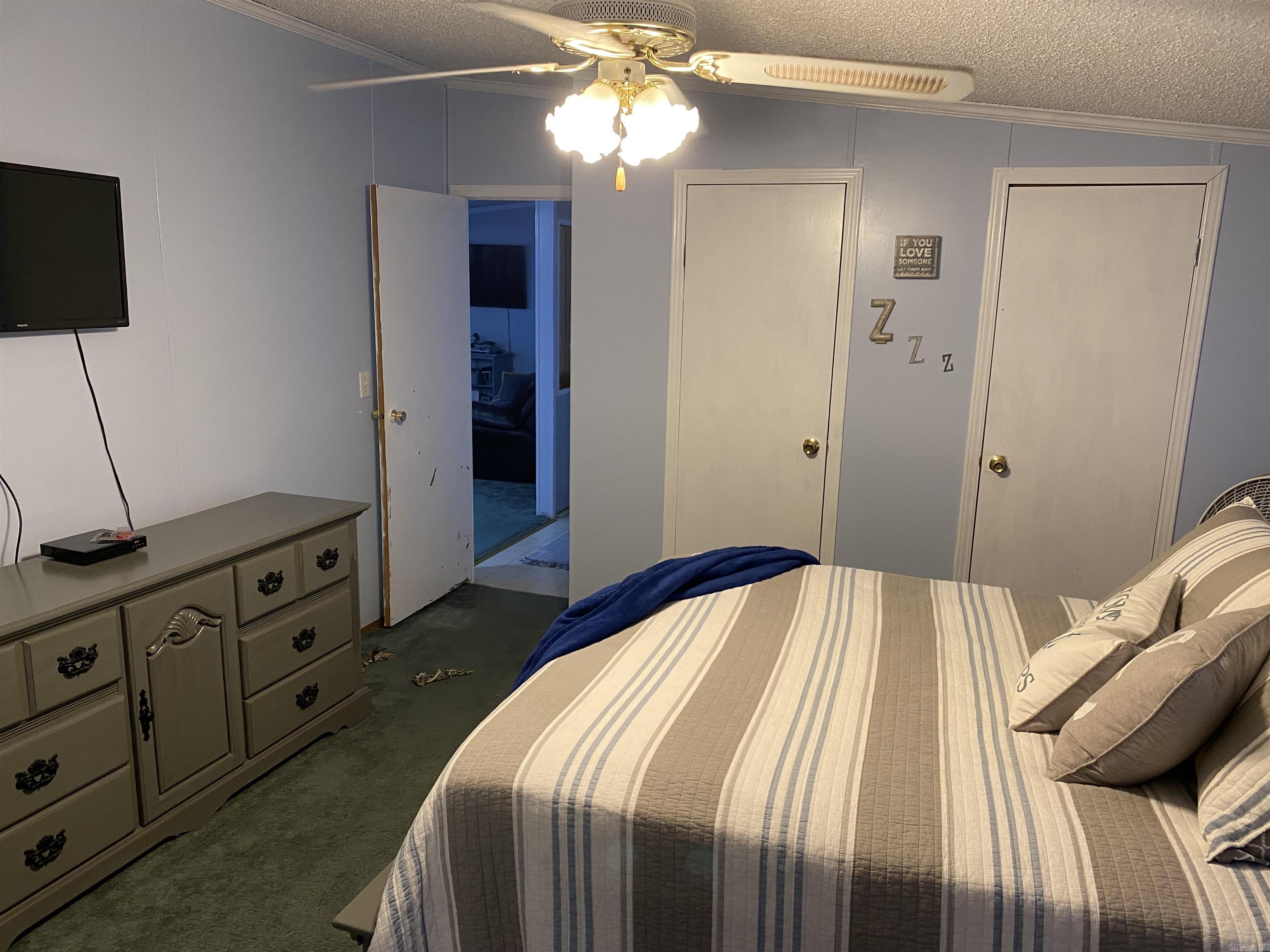 WILDWOOD TRAIL - Residential