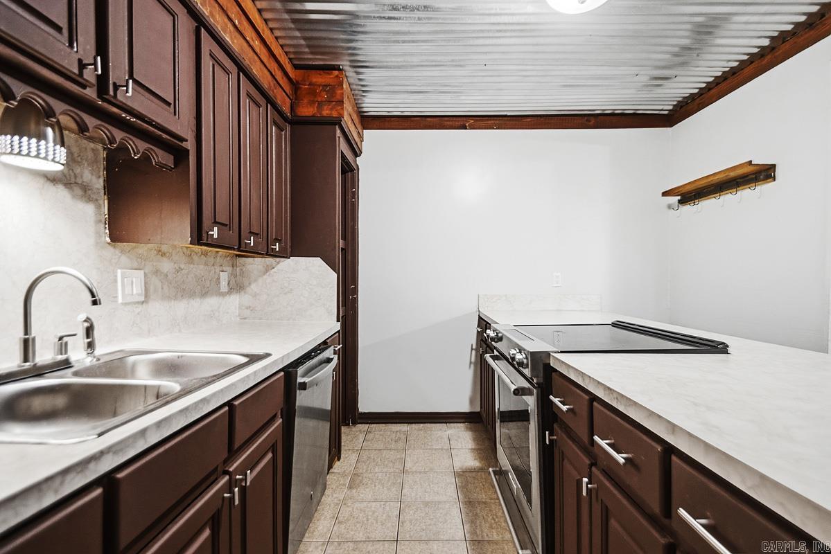 TANGLEWOOD - Residential