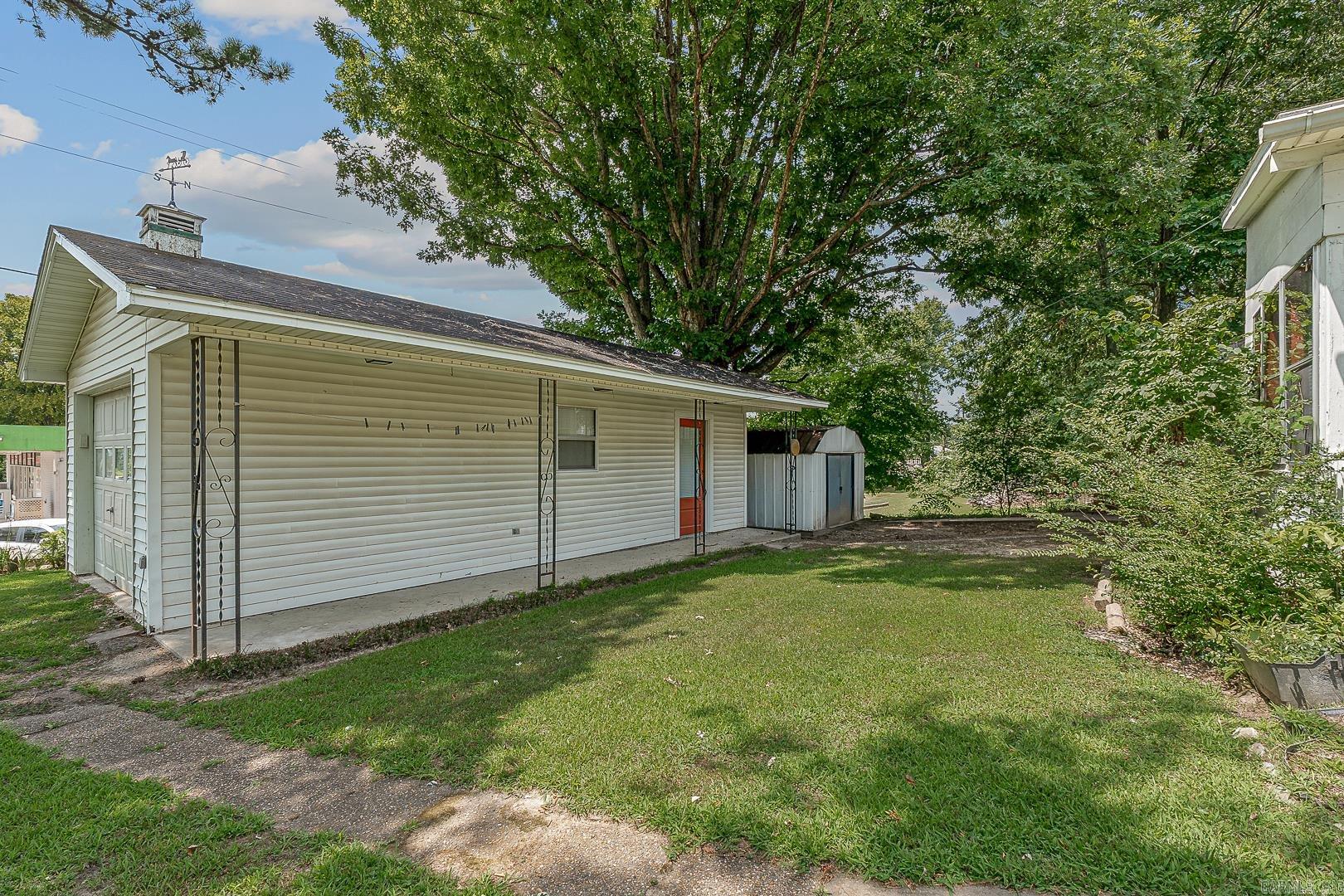 Cottage - Residential