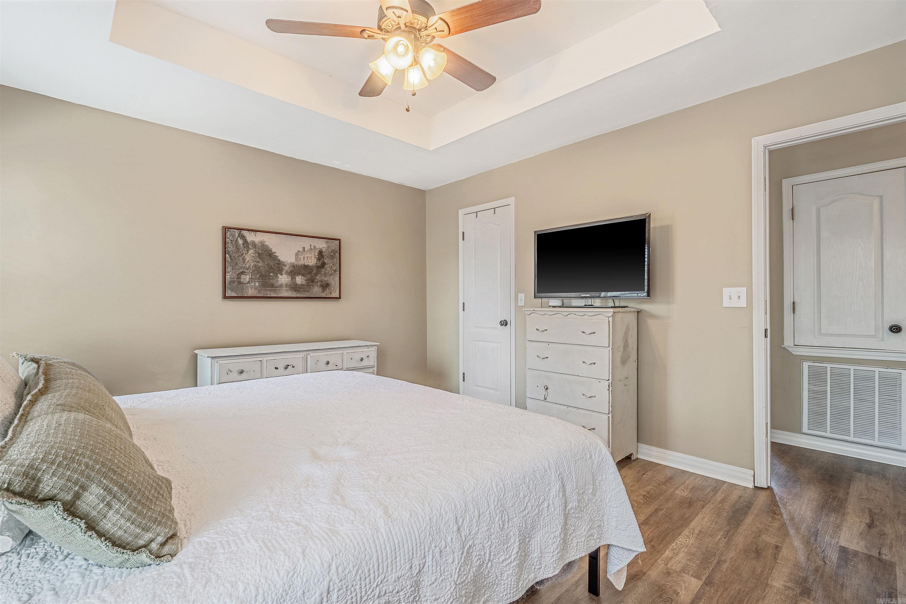 MAGNOLIA POINT - Residential