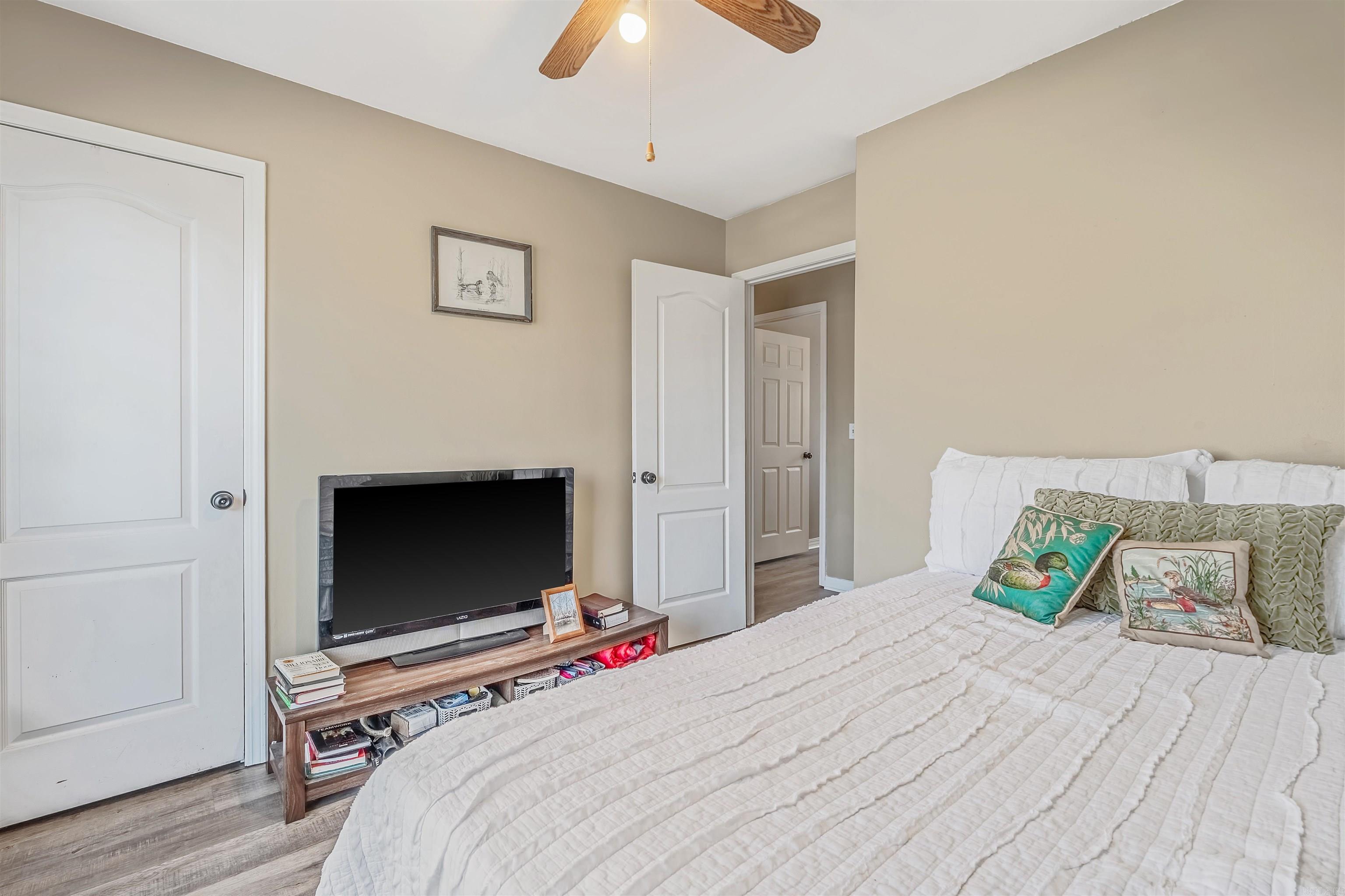 MAGNOLIA POINT - Residential