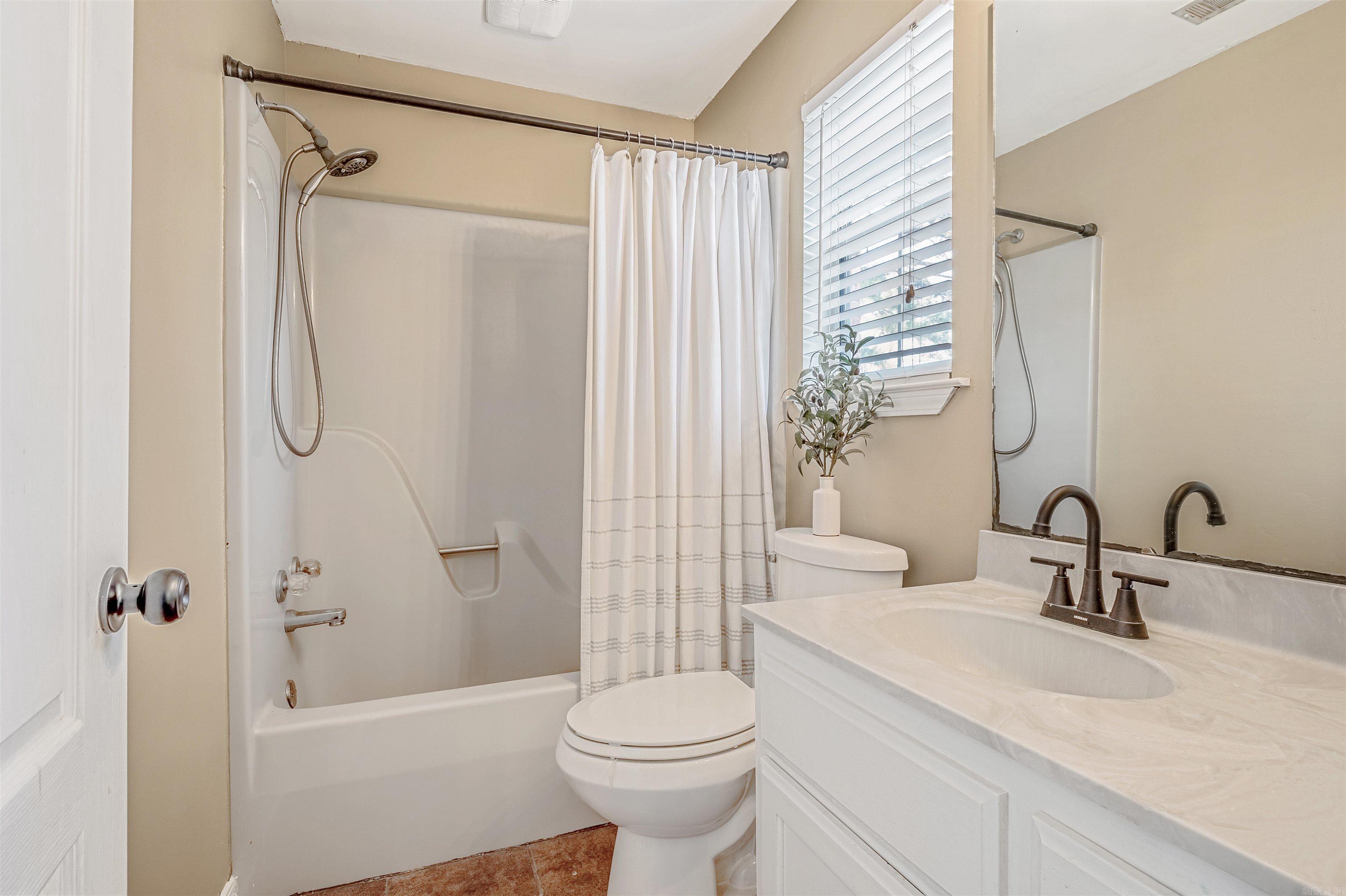 MAGNOLIA POINT - Residential