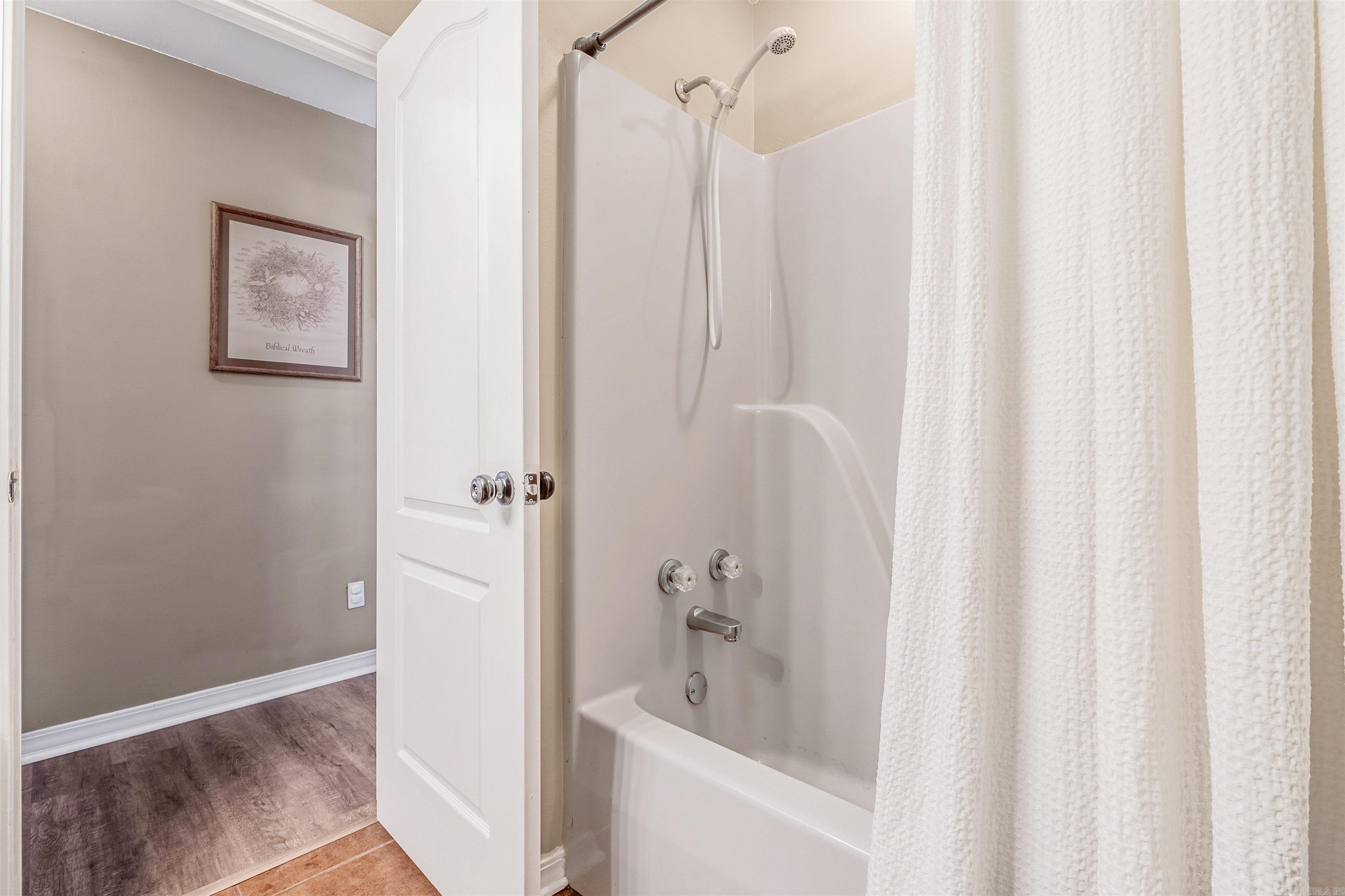 MAGNOLIA POINT - Residential