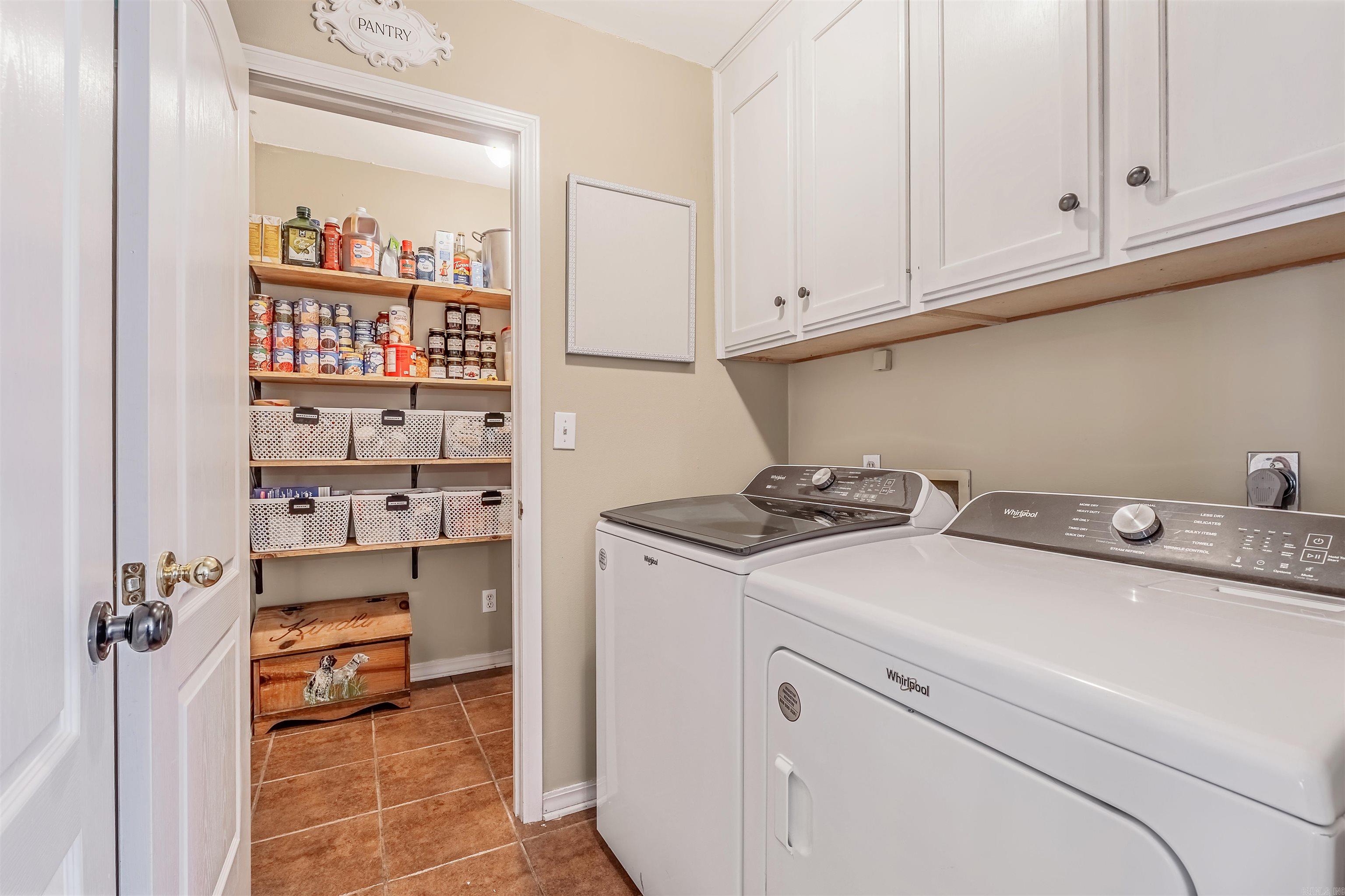 MAGNOLIA POINT - Residential