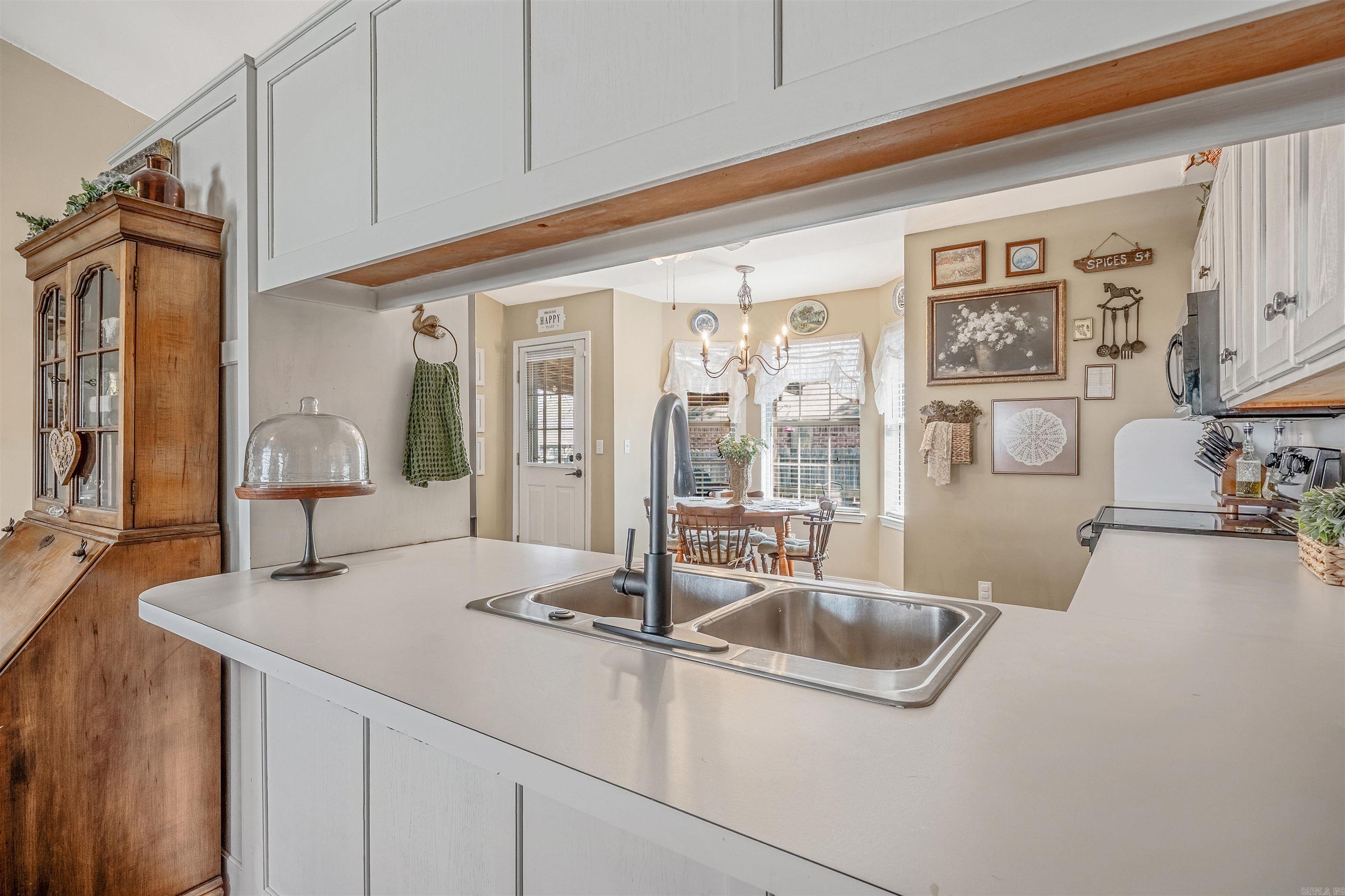 MAGNOLIA POINT - Residential