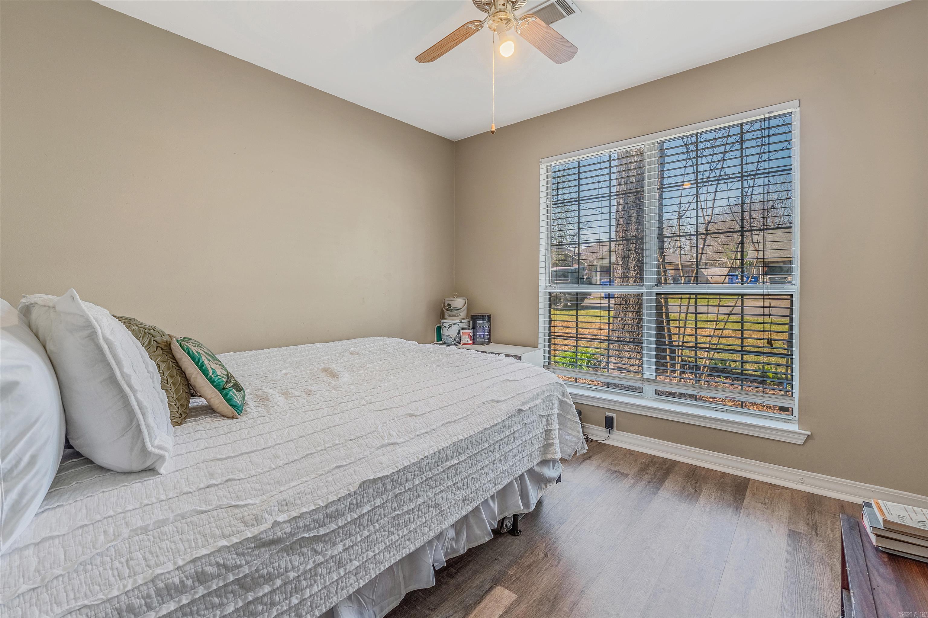 MAGNOLIA POINT - Residential