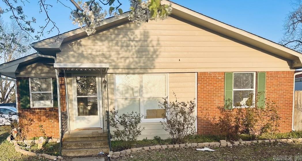 MOORE - Residential