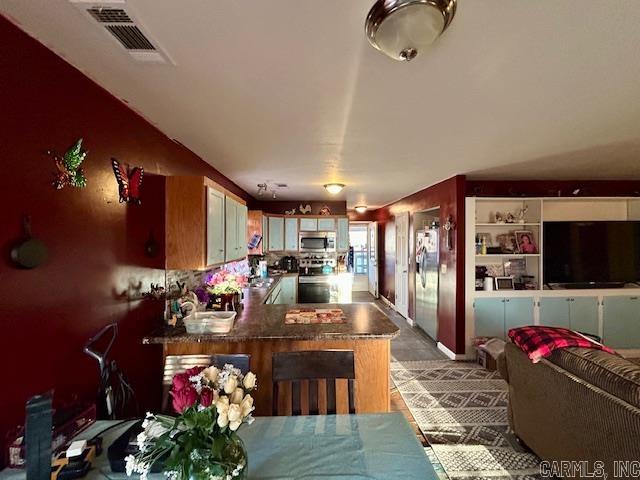MOORE - Residential