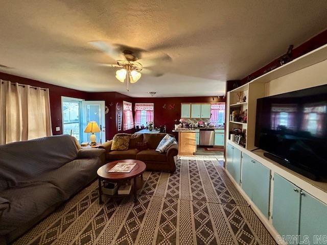 MOORE - Residential