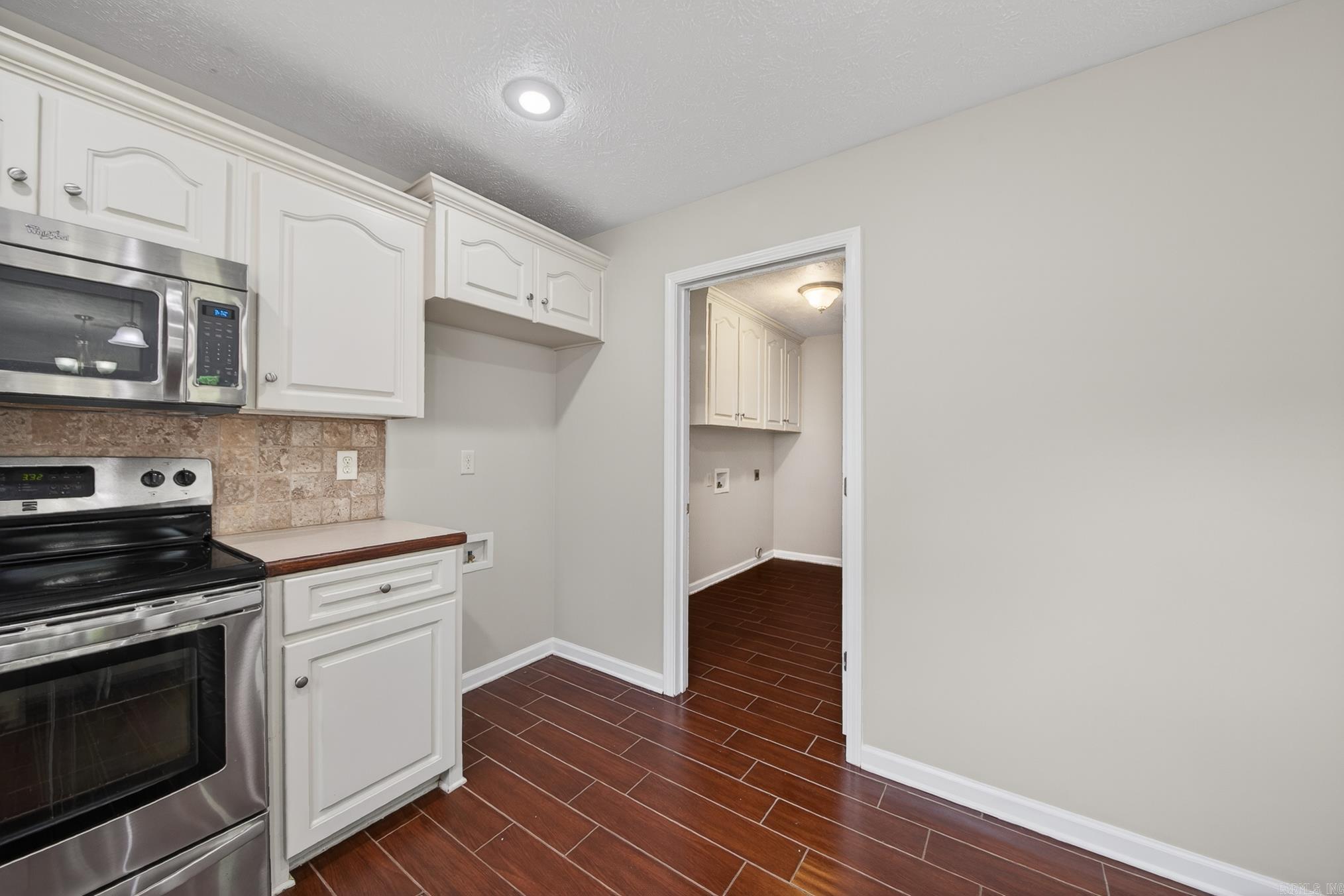 MAGNESS CREEK SUBDIVISION - Residential