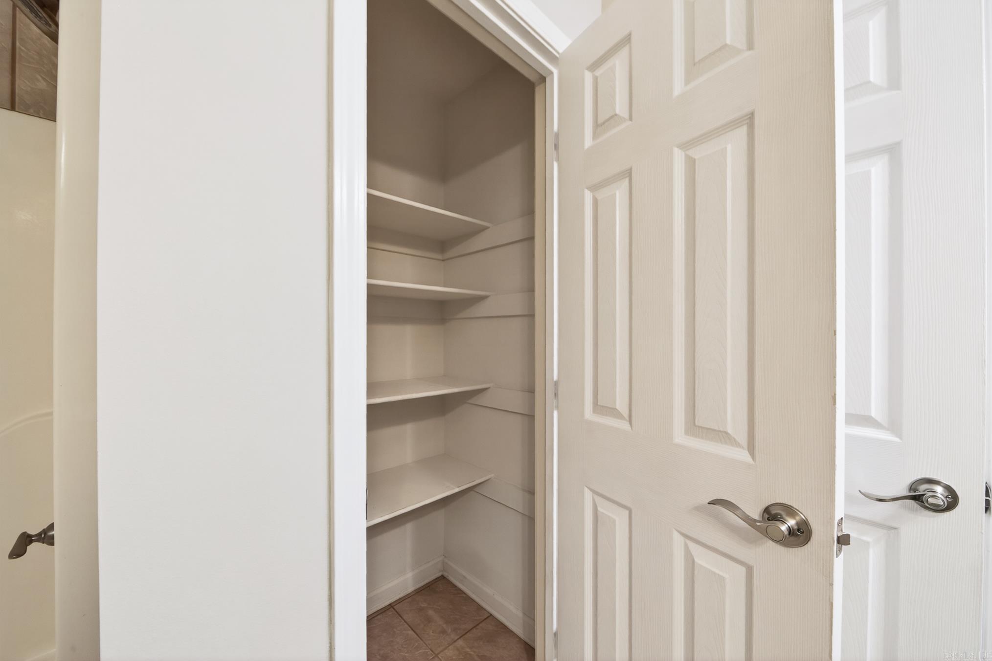 MAGNESS CREEK SUBDIVISION - Residential