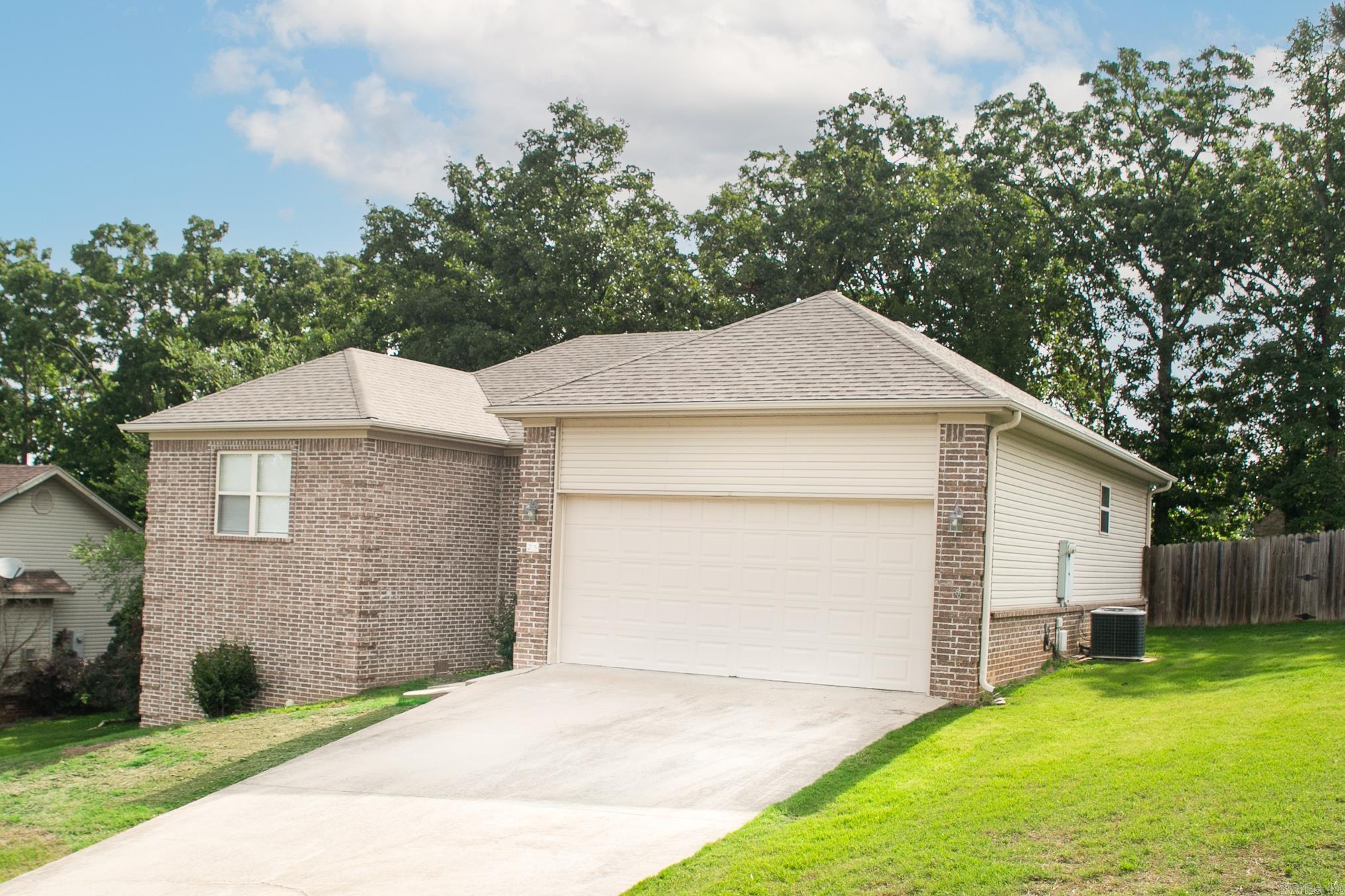 MAGNESS CREEK SUBDIVISION - Residential