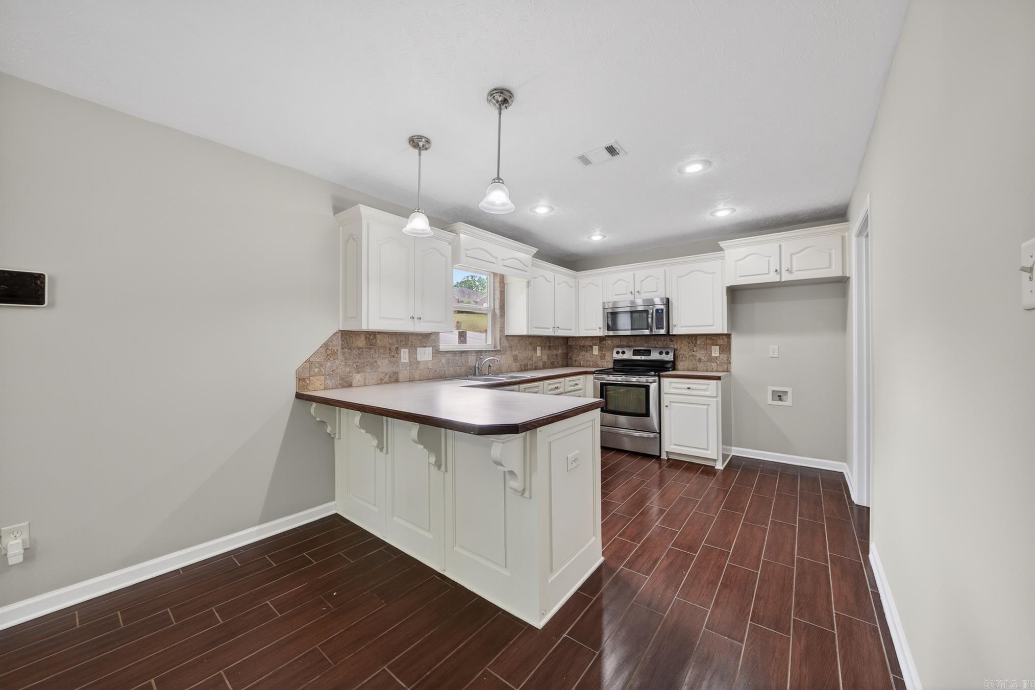 MAGNESS CREEK SUBDIVISION - Residential