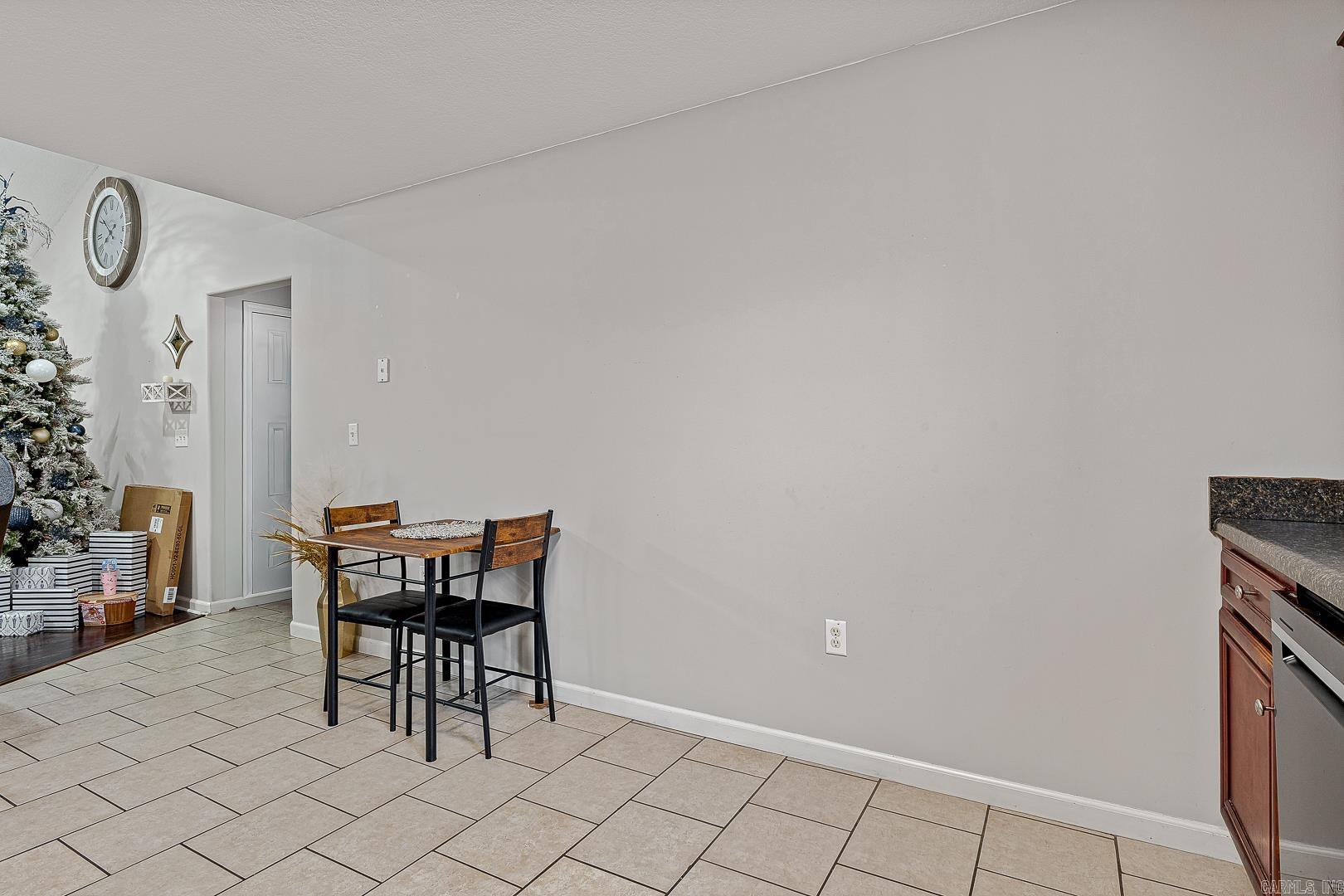 HUNTERS GLEN - Residential