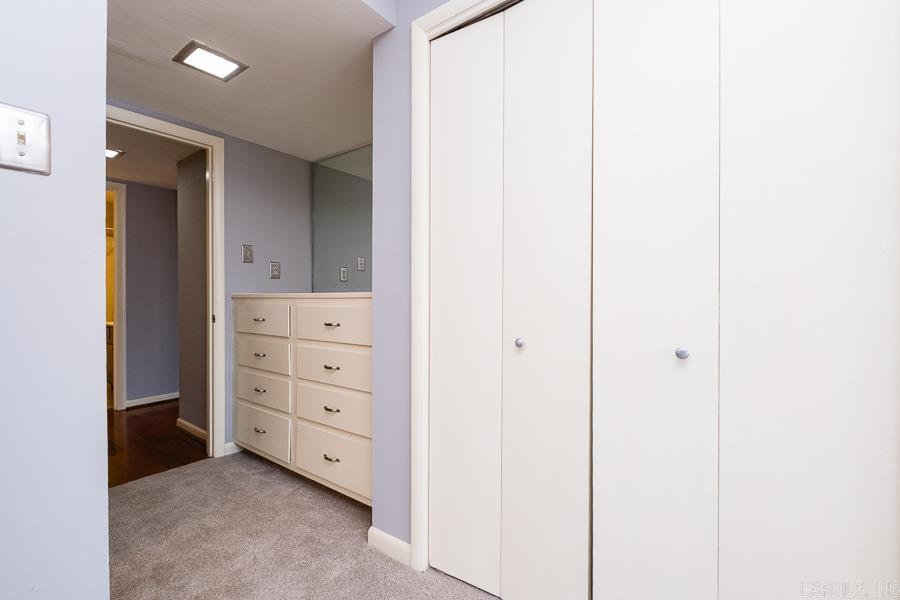 Forest Hills Condos - Residential