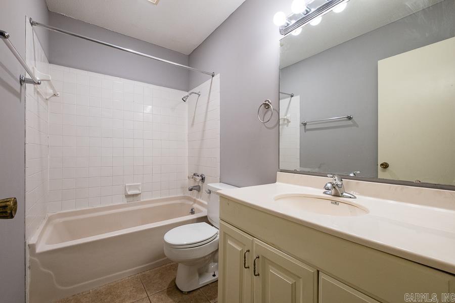 Forest Hills Condos - Residential