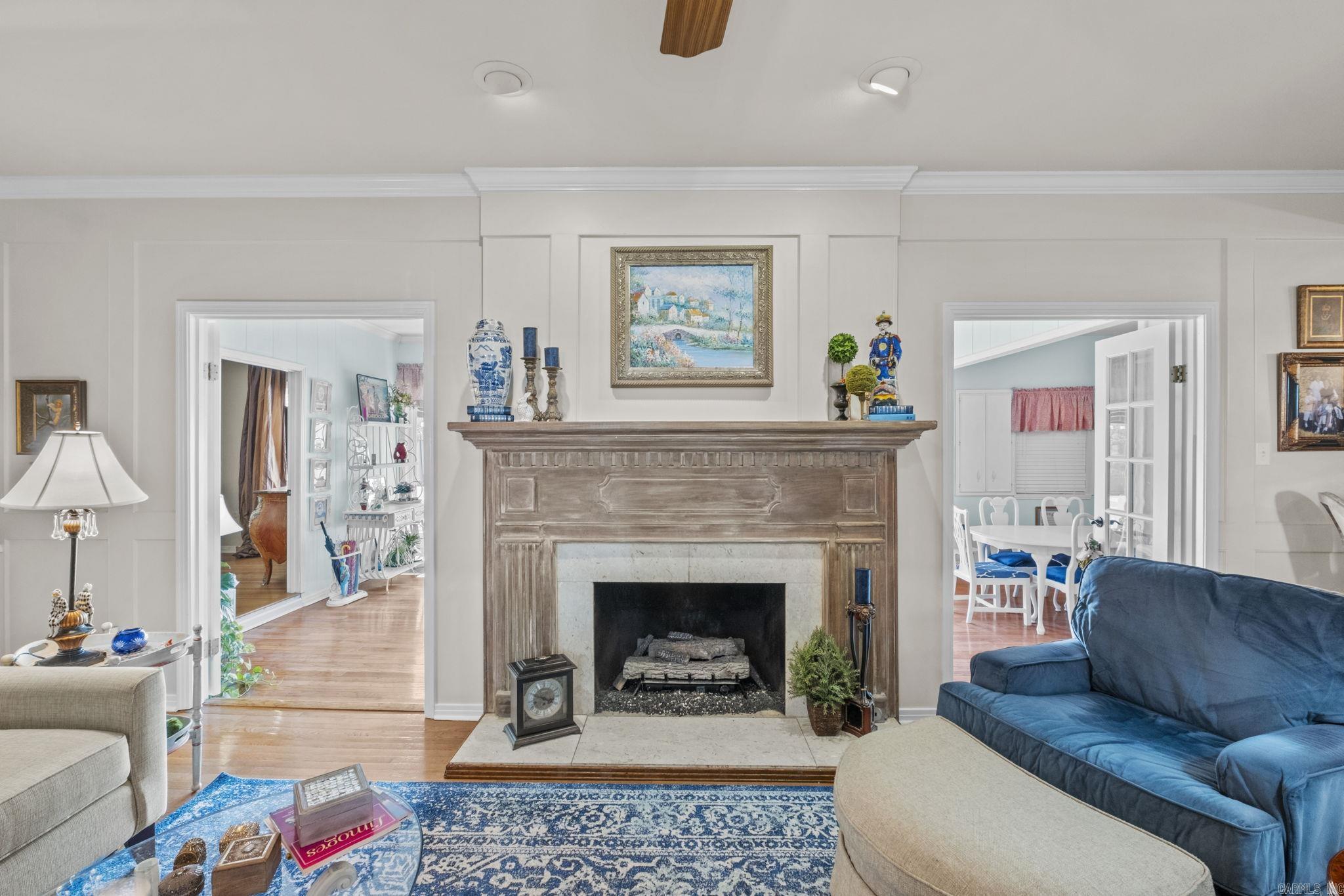 INDIAN HILLS - Residential