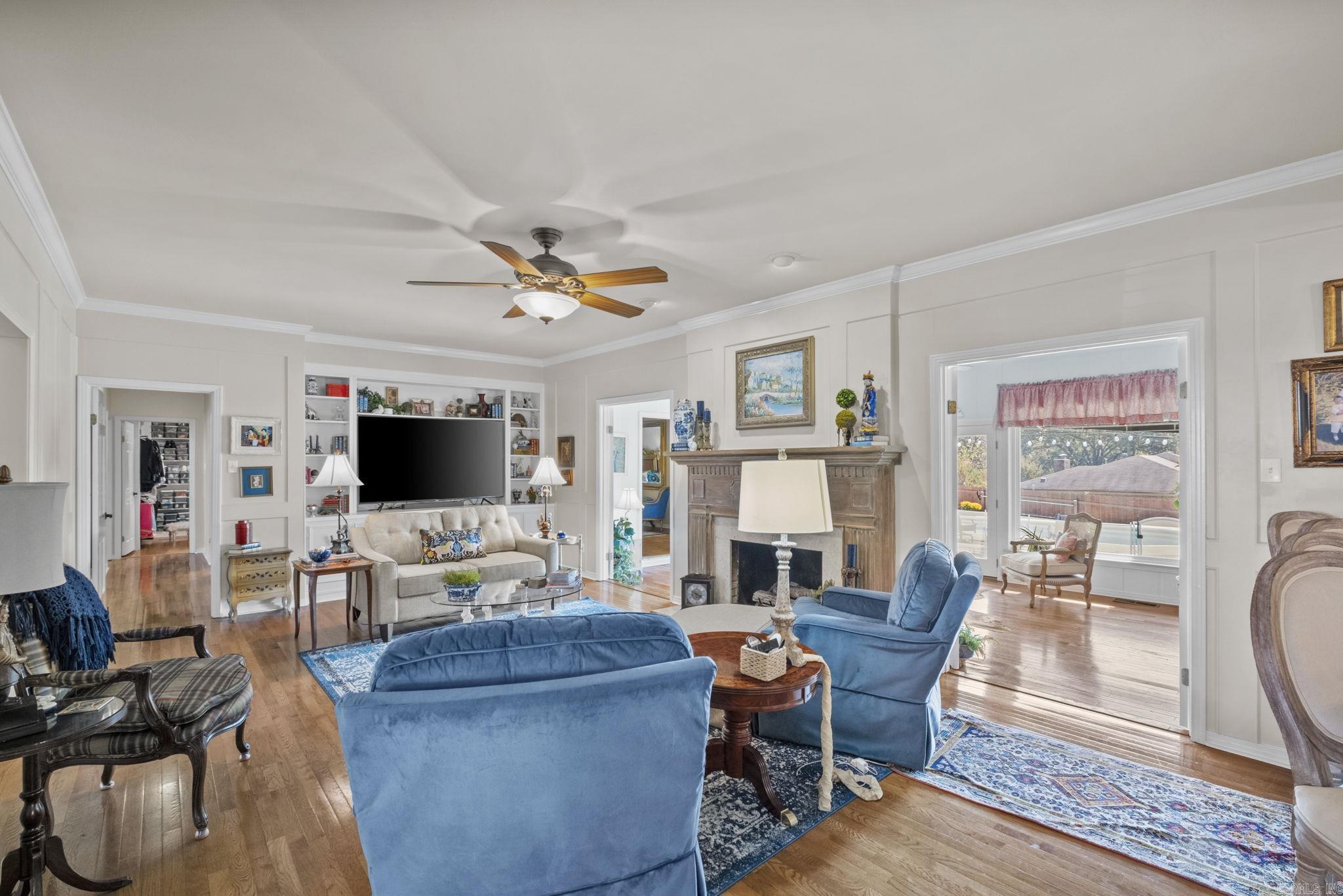 INDIAN HILLS - Residential