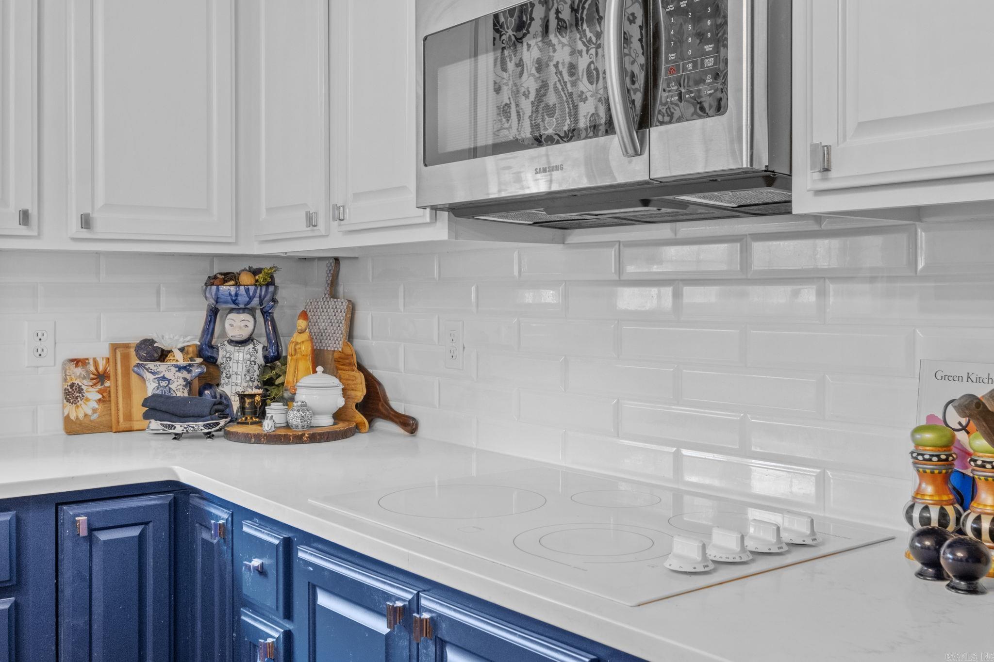 INDIAN HILLS - Residential