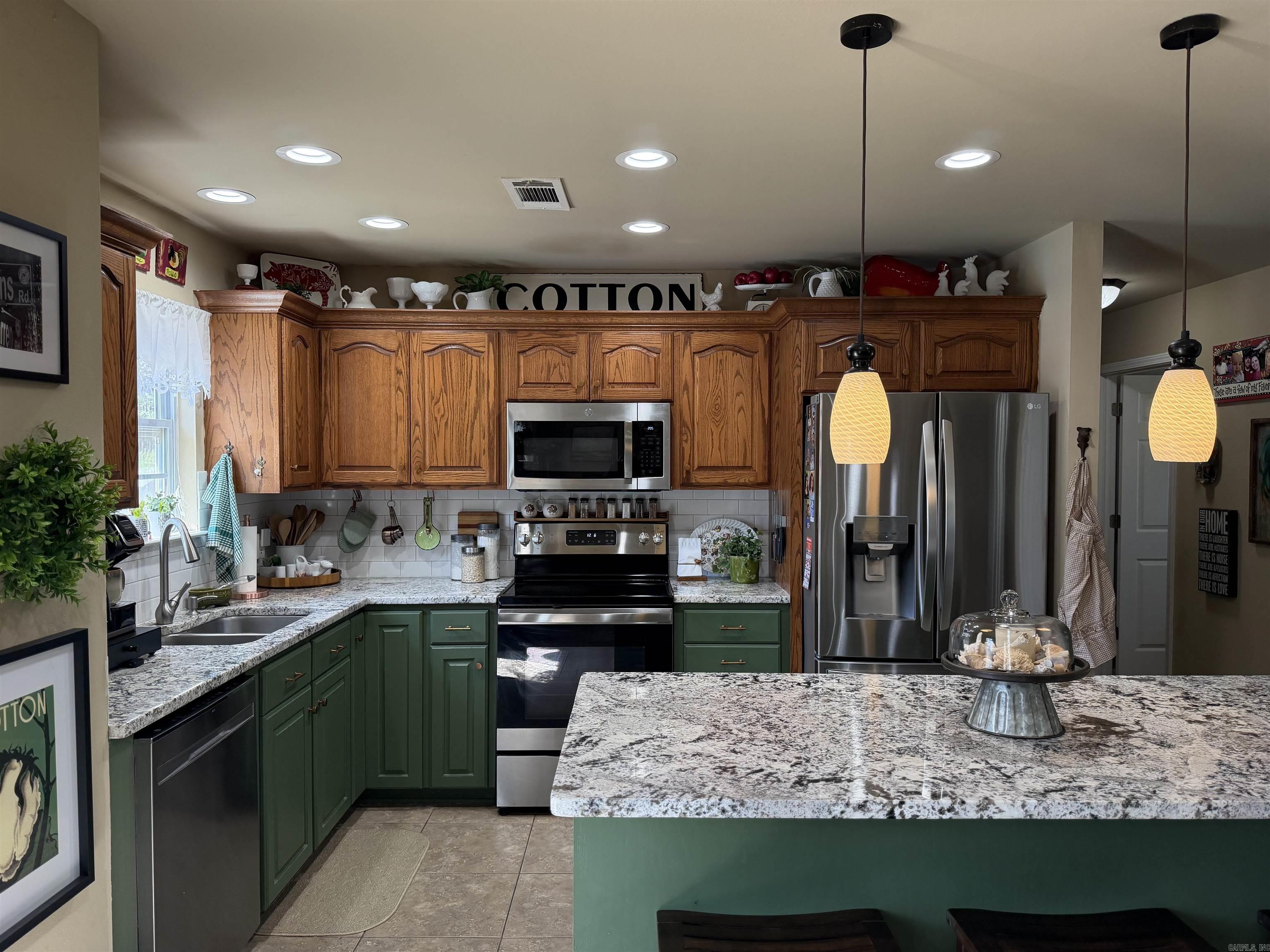 Olivia Estates - Residential