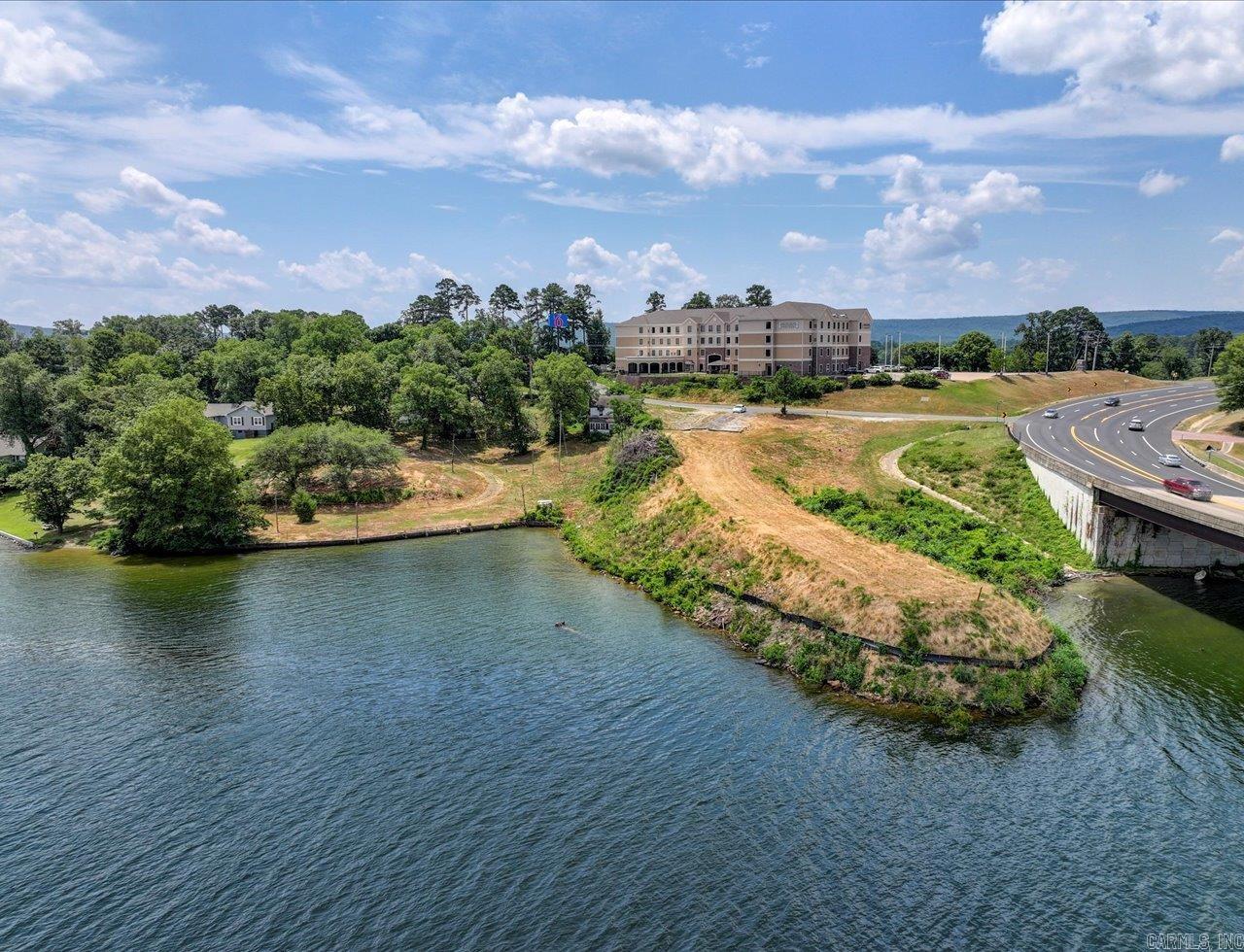 Point Lookout - Commercial Sale