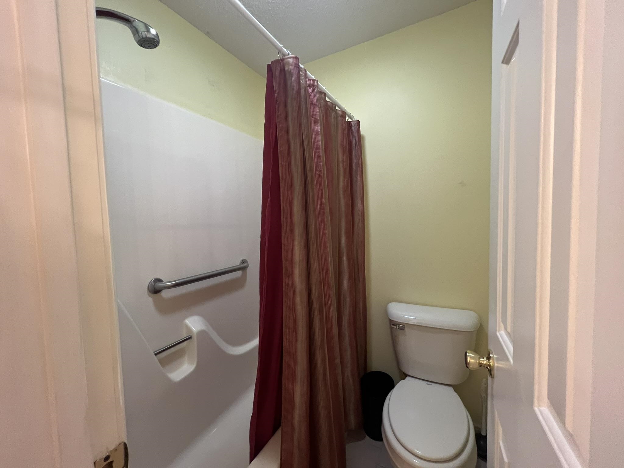 CHEROKEE COURTS - Residential