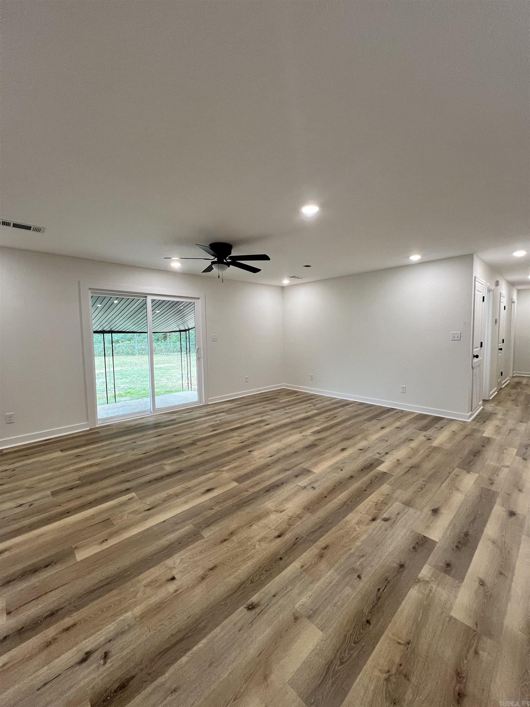 Searcy Outlots - Residential