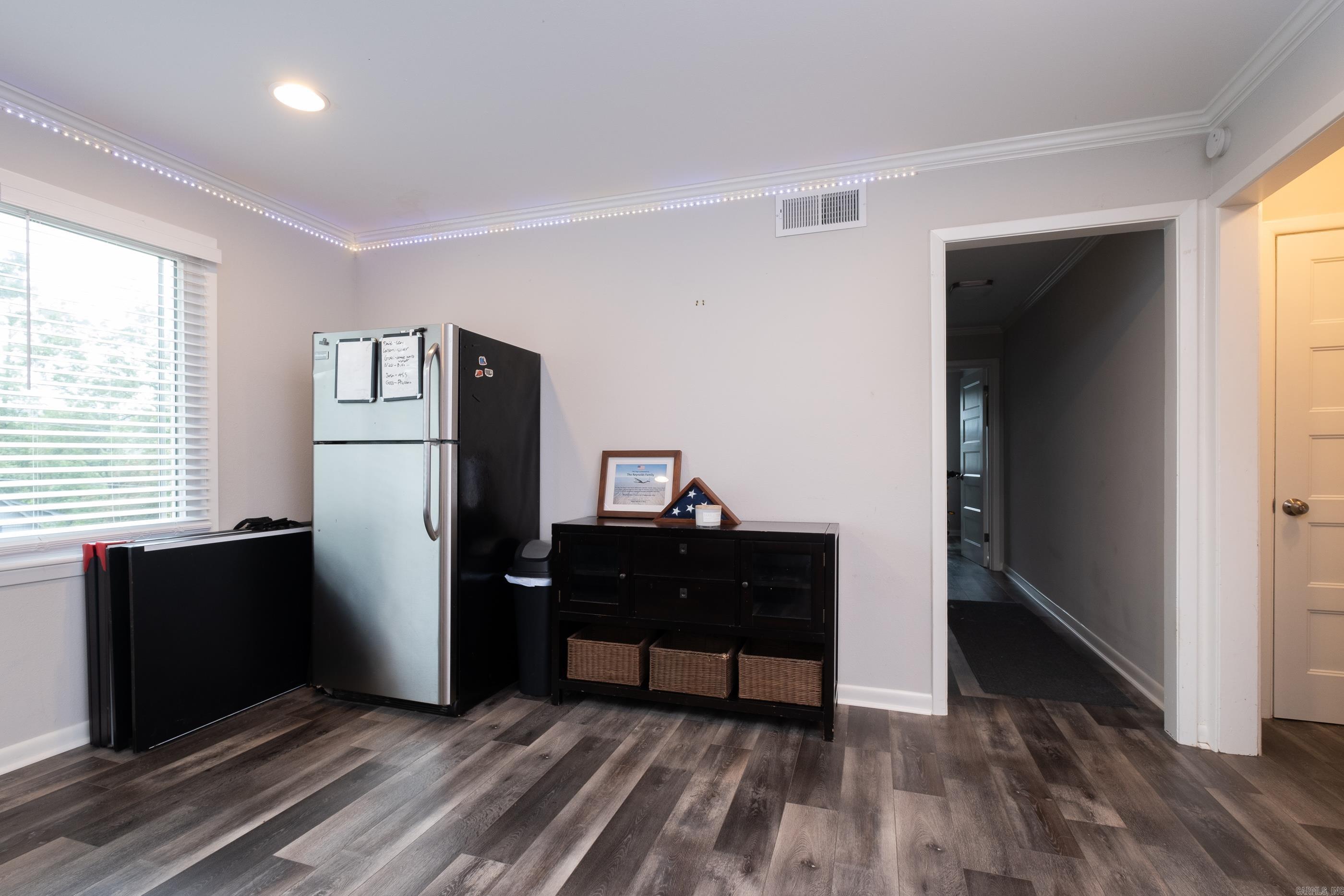 KINGWOOD PLACE - Residential