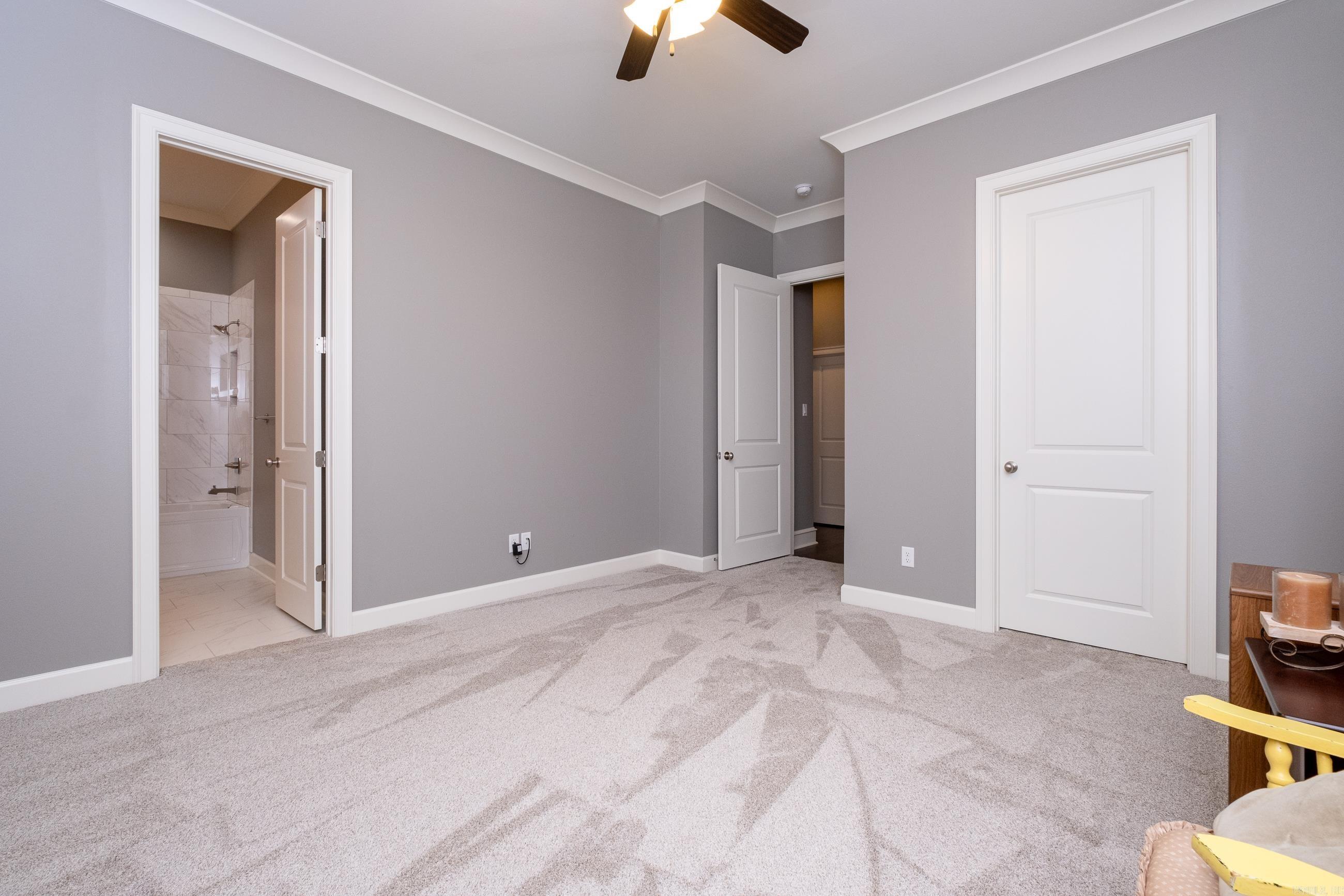 WOODLANDS EDGE - Residential
