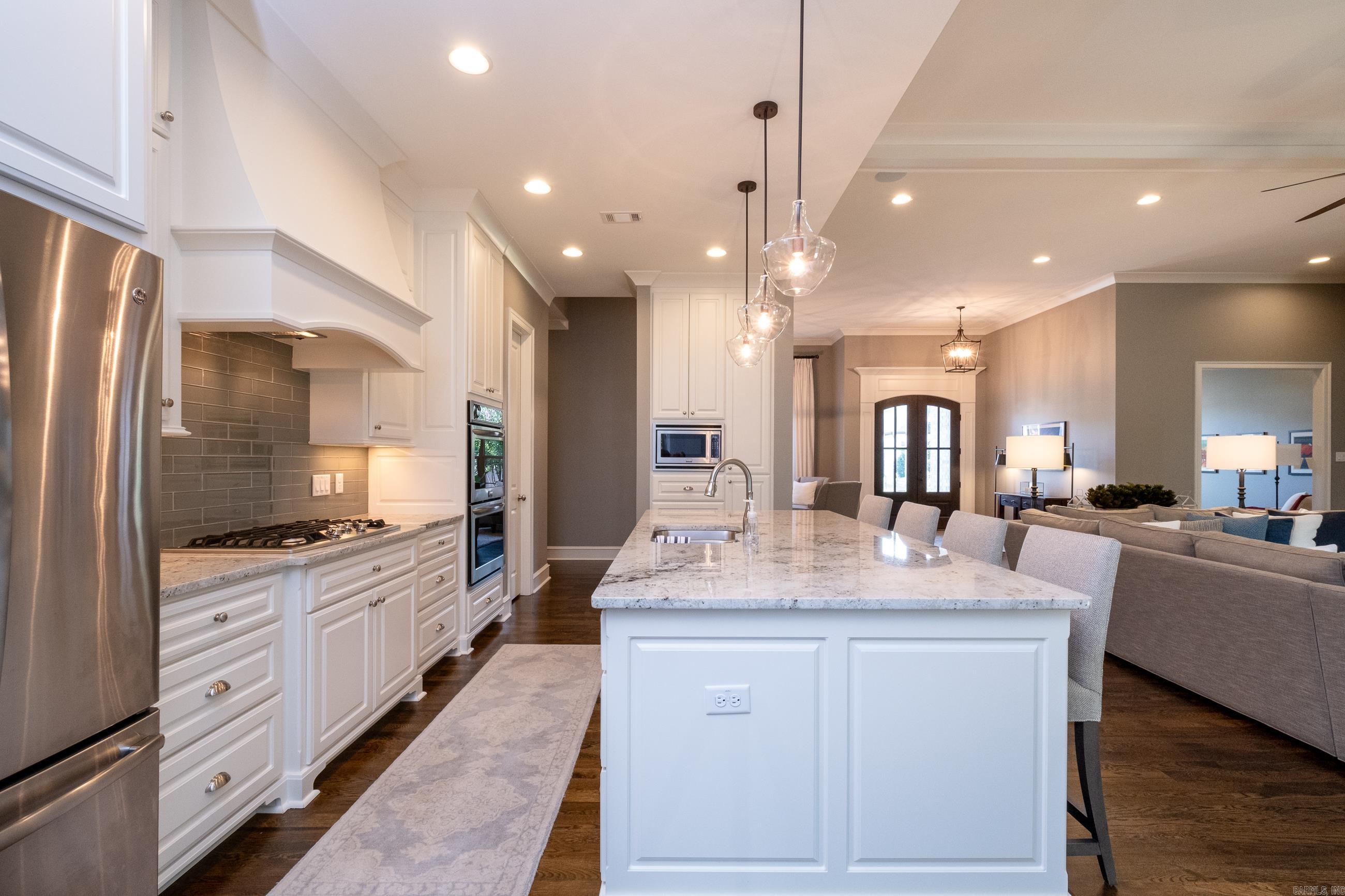 WOODLANDS EDGE - Residential