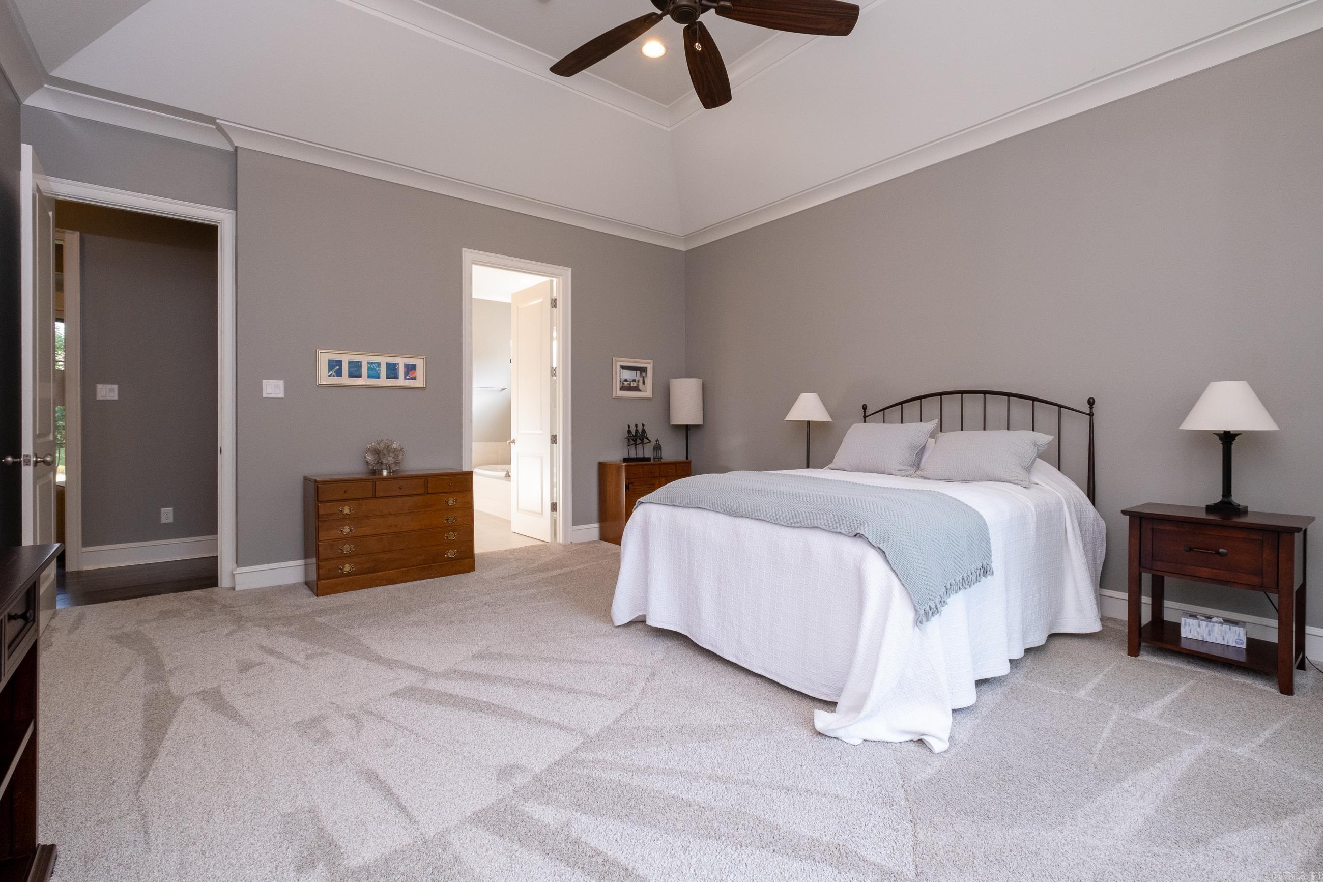 WOODLANDS EDGE - Residential