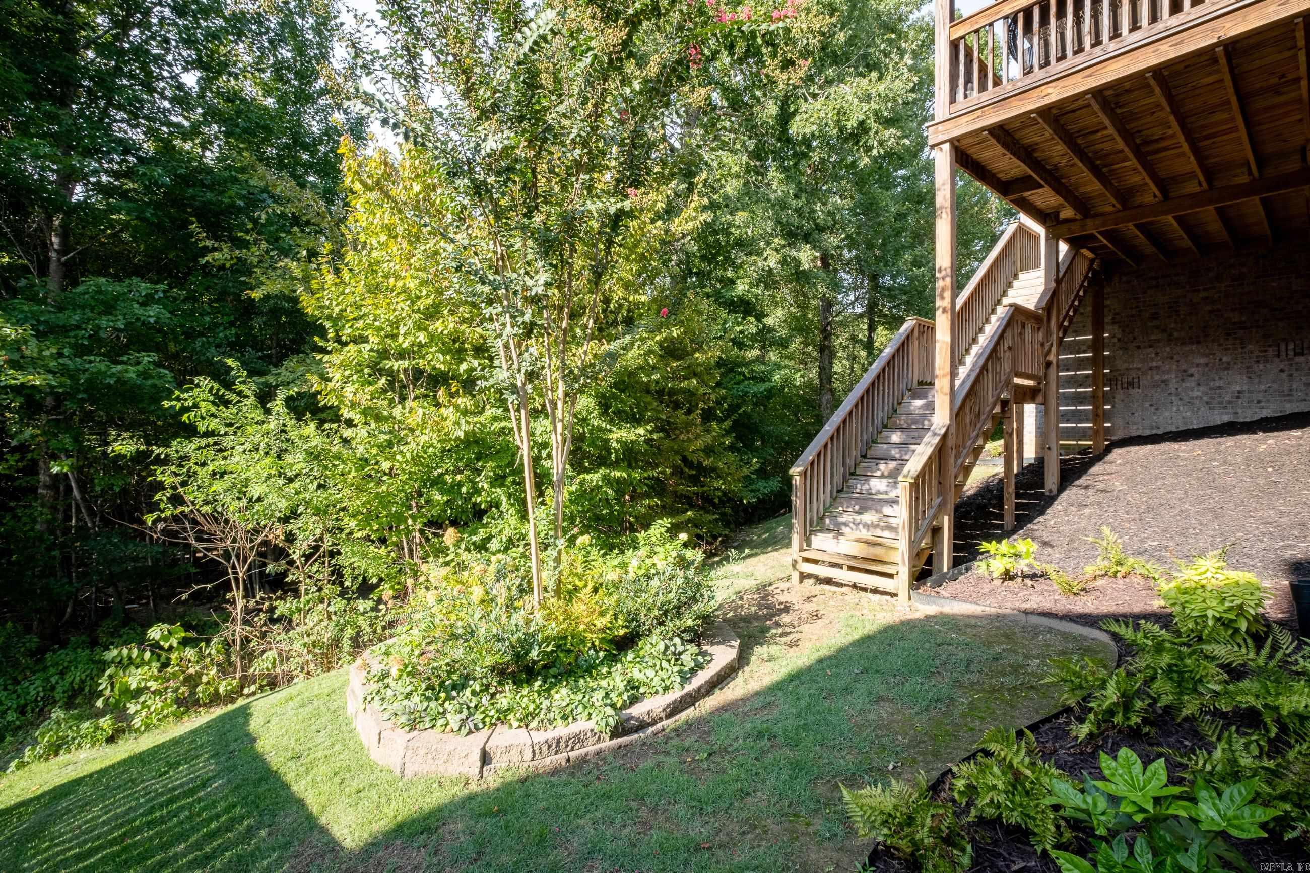 WOODLANDS EDGE - Residential