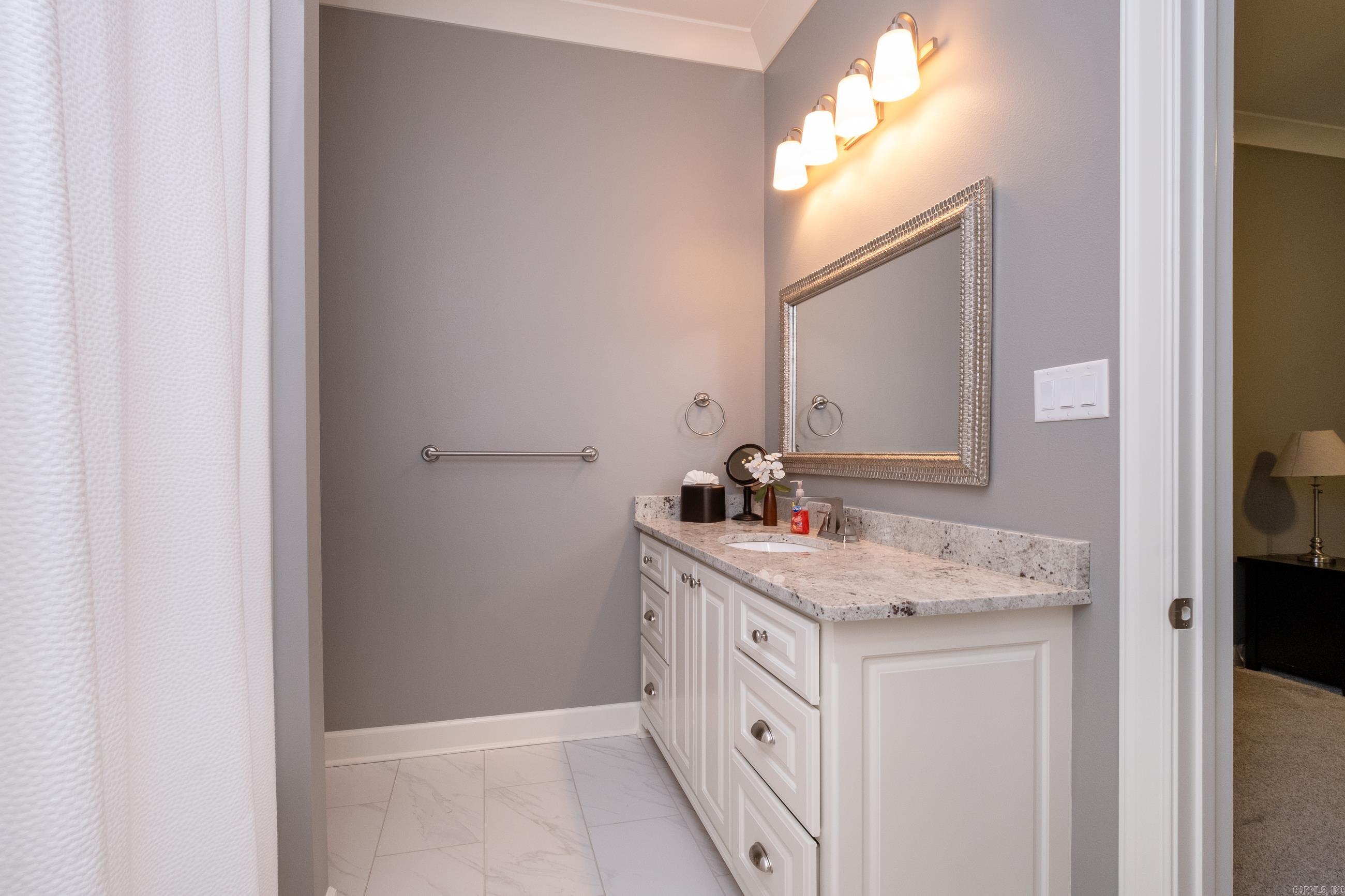 WOODLANDS EDGE - Residential
