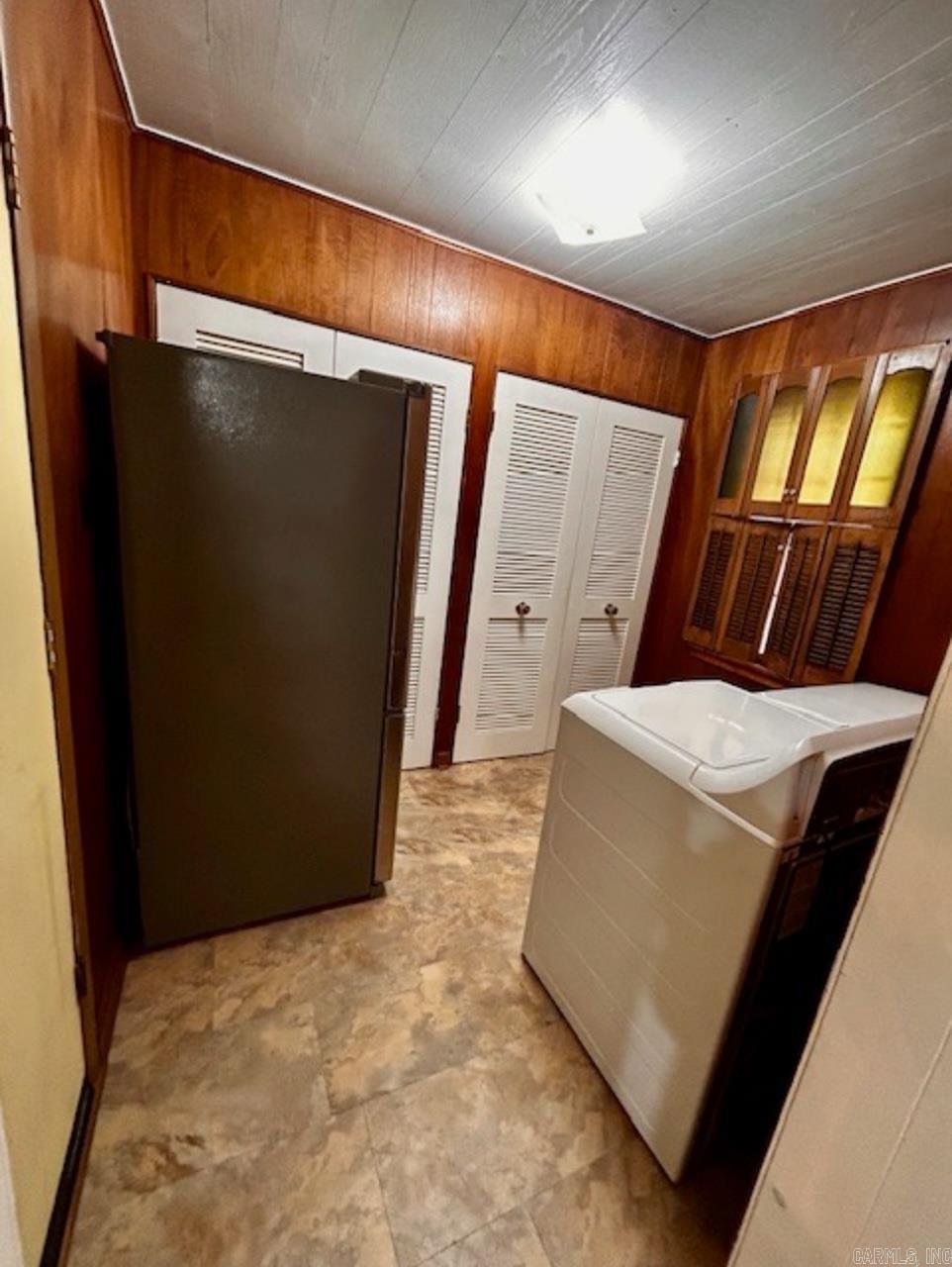 HSR BLK - Residential Lease