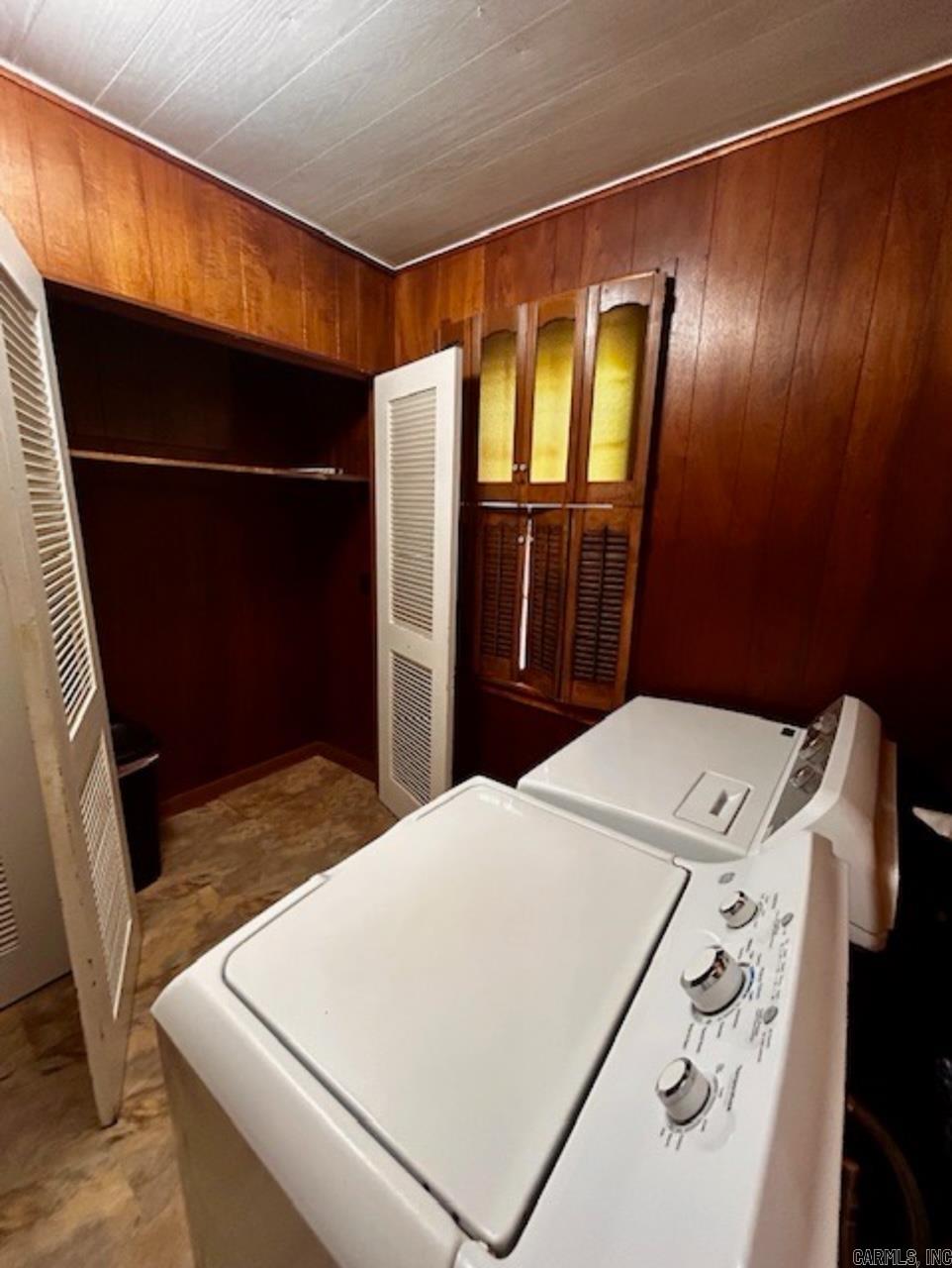 HSR BLK - Residential Lease