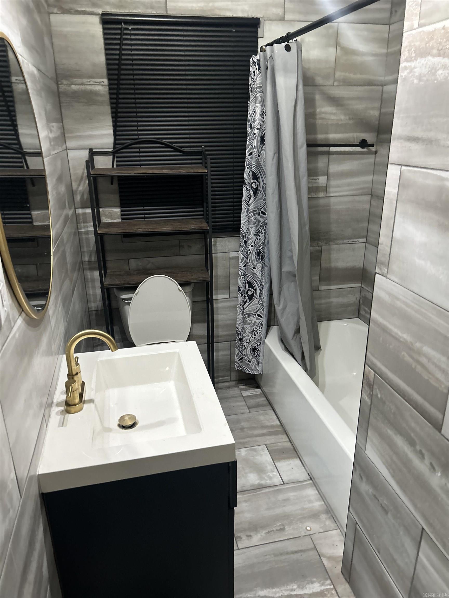 LYNCH ADD - Residential