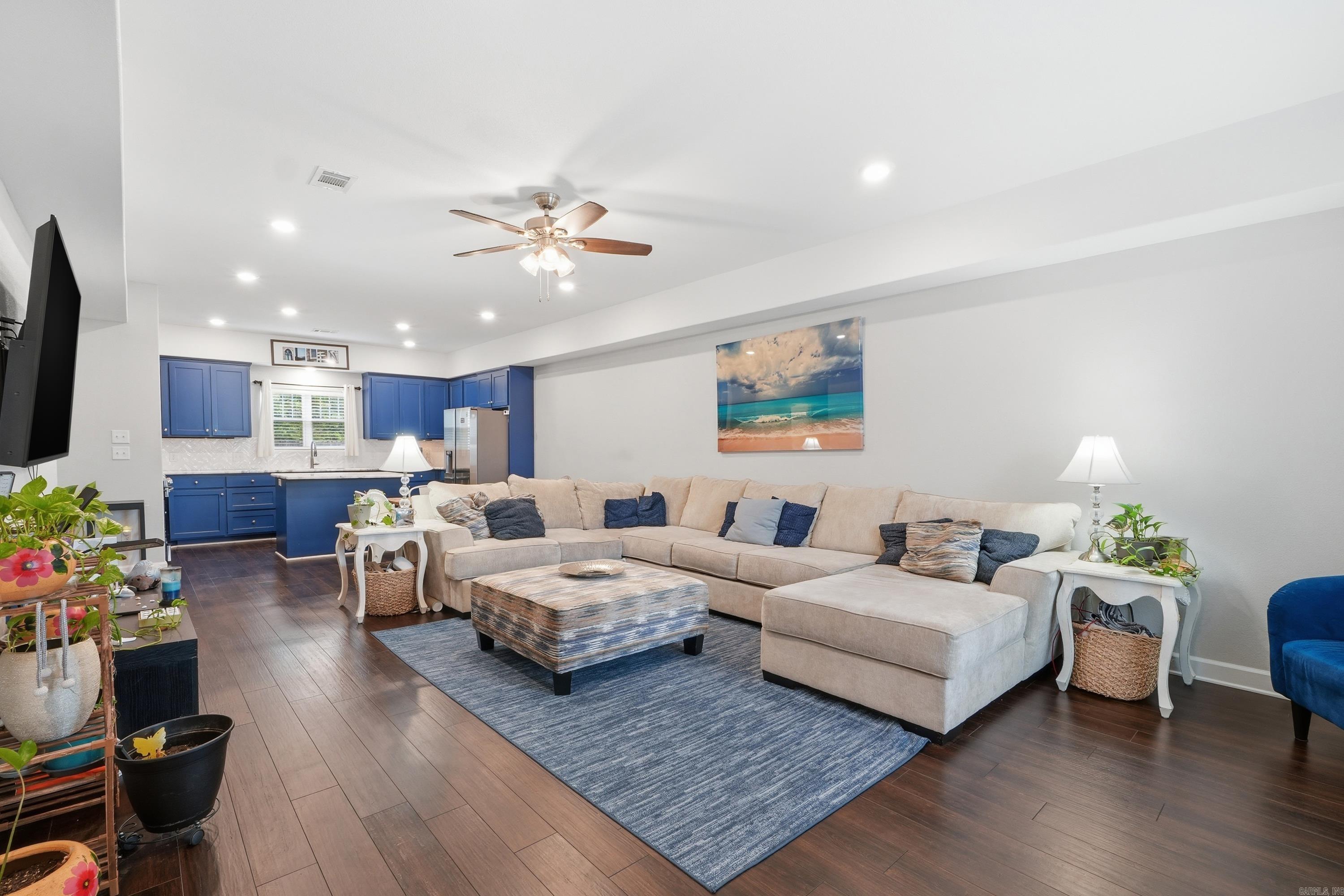 RICHLAND HILLS - Residential