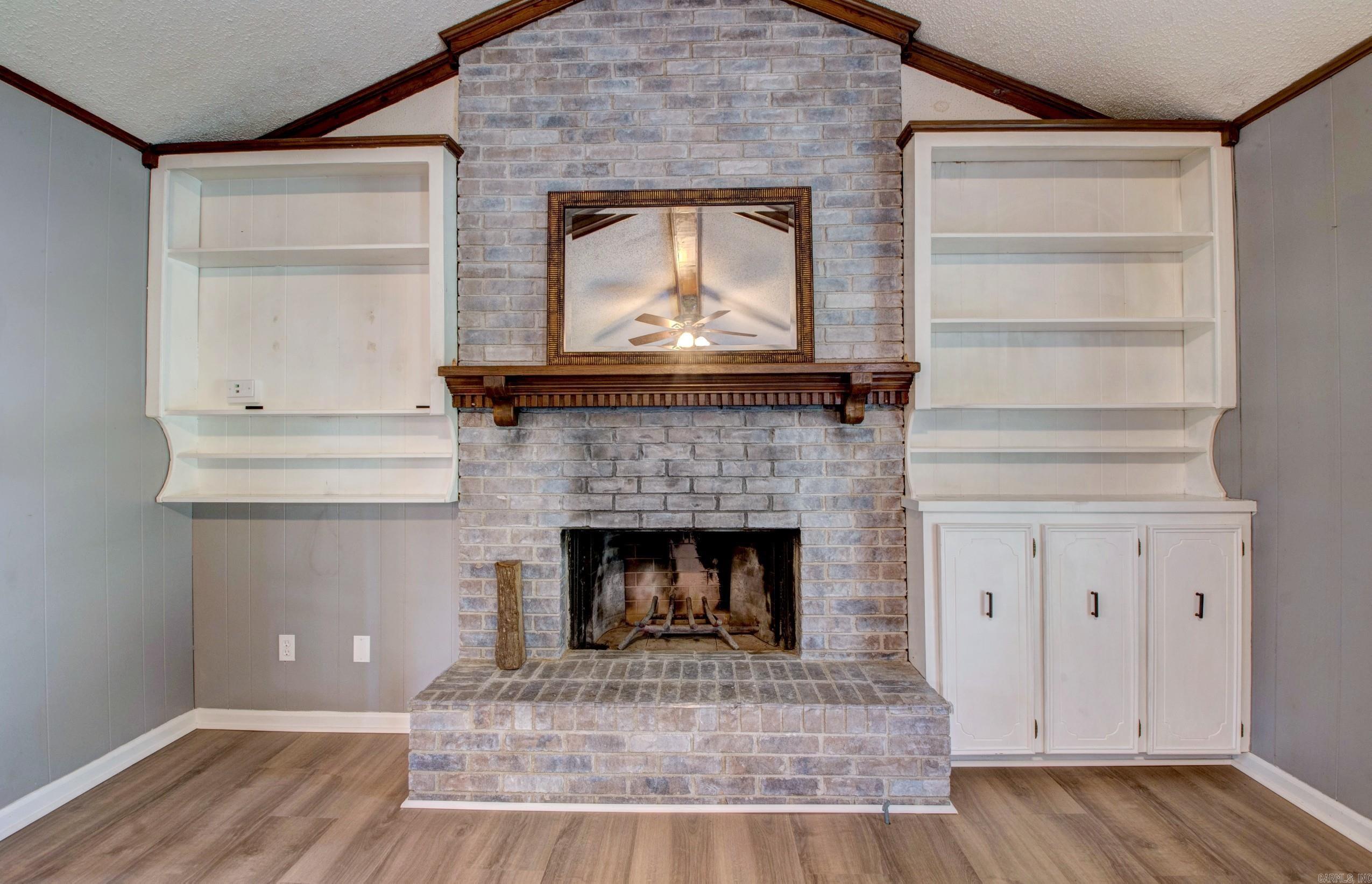 TURTLE CREEK - Residential