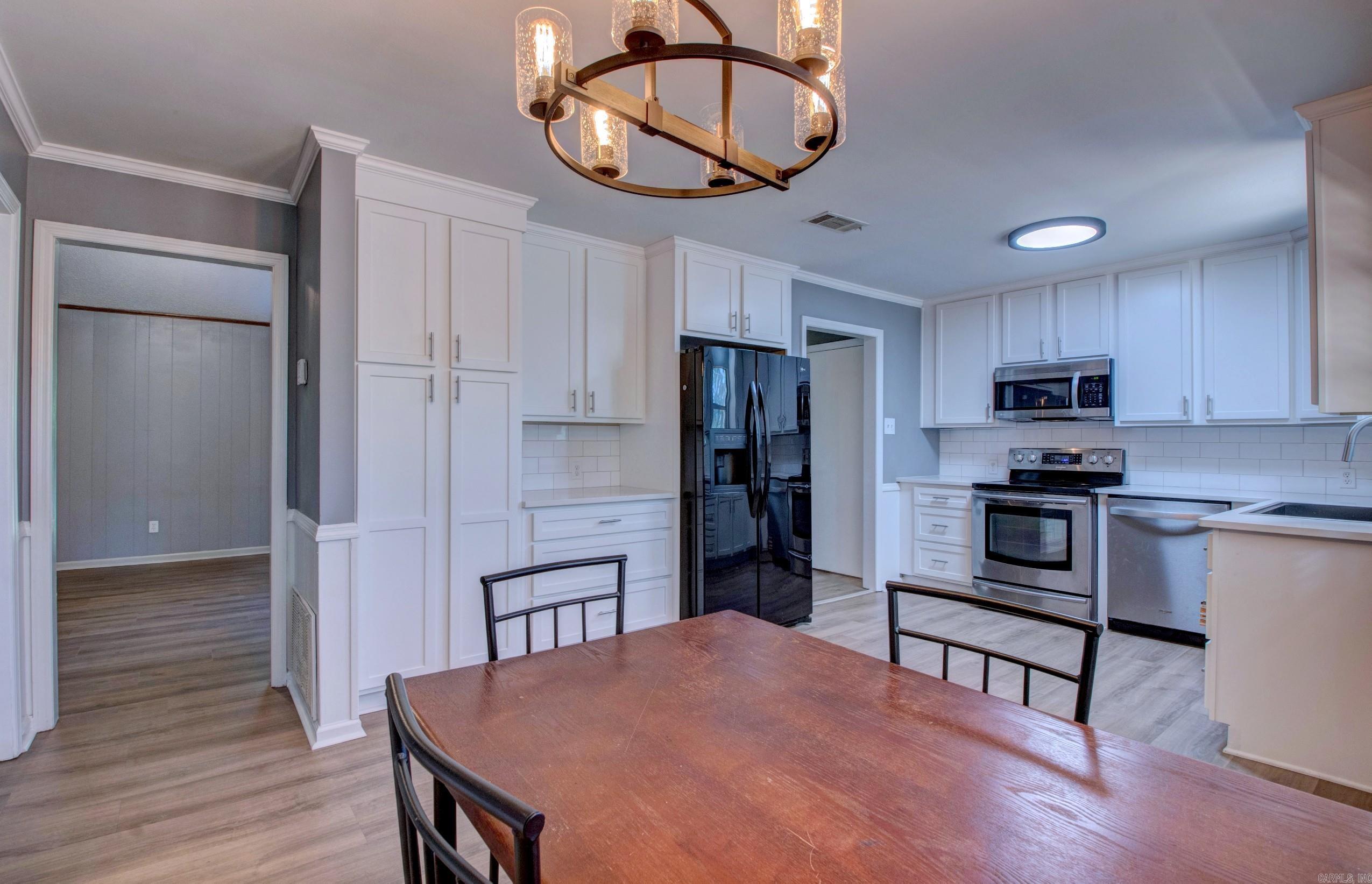 TURTLE CREEK - Residential