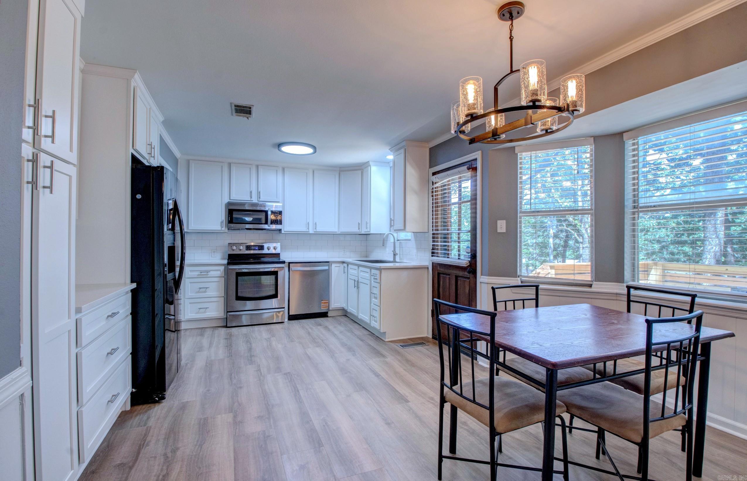 TURTLE CREEK - Residential