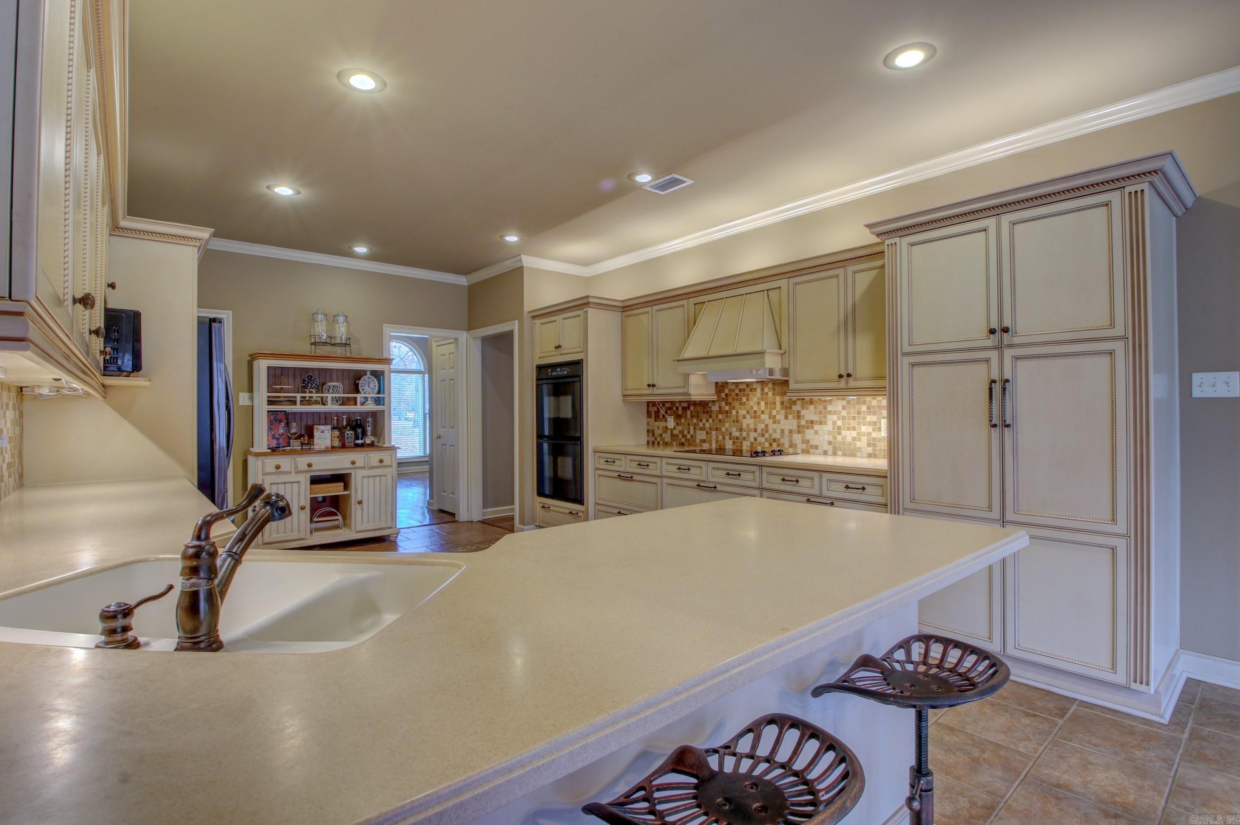 OAKWOOD ESTATES - Residential