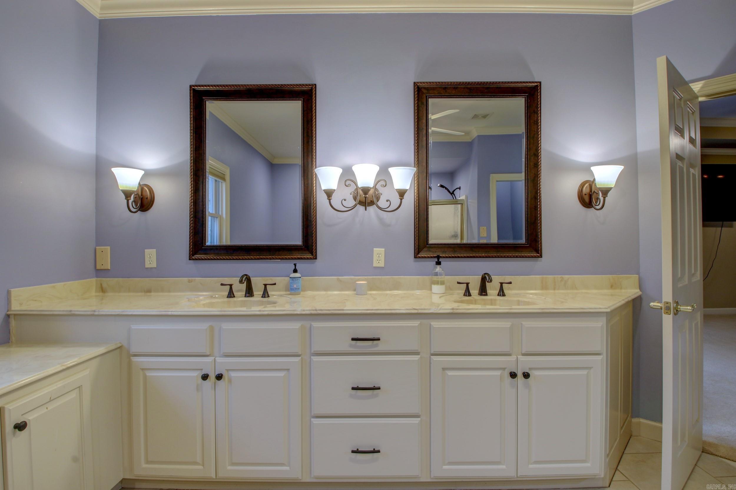 OAKWOOD ESTATES - Residential