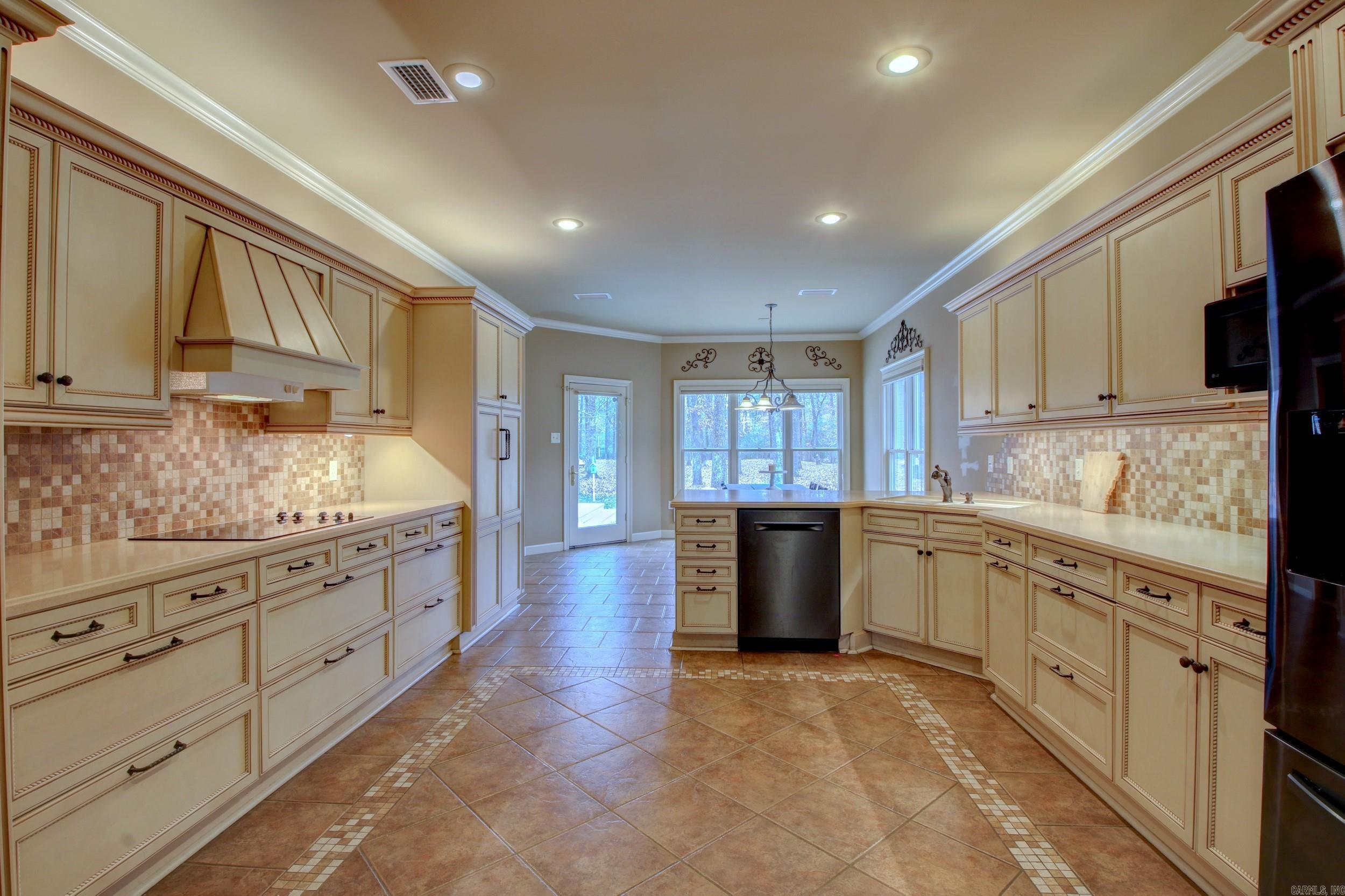 OAKWOOD ESTATES - Residential