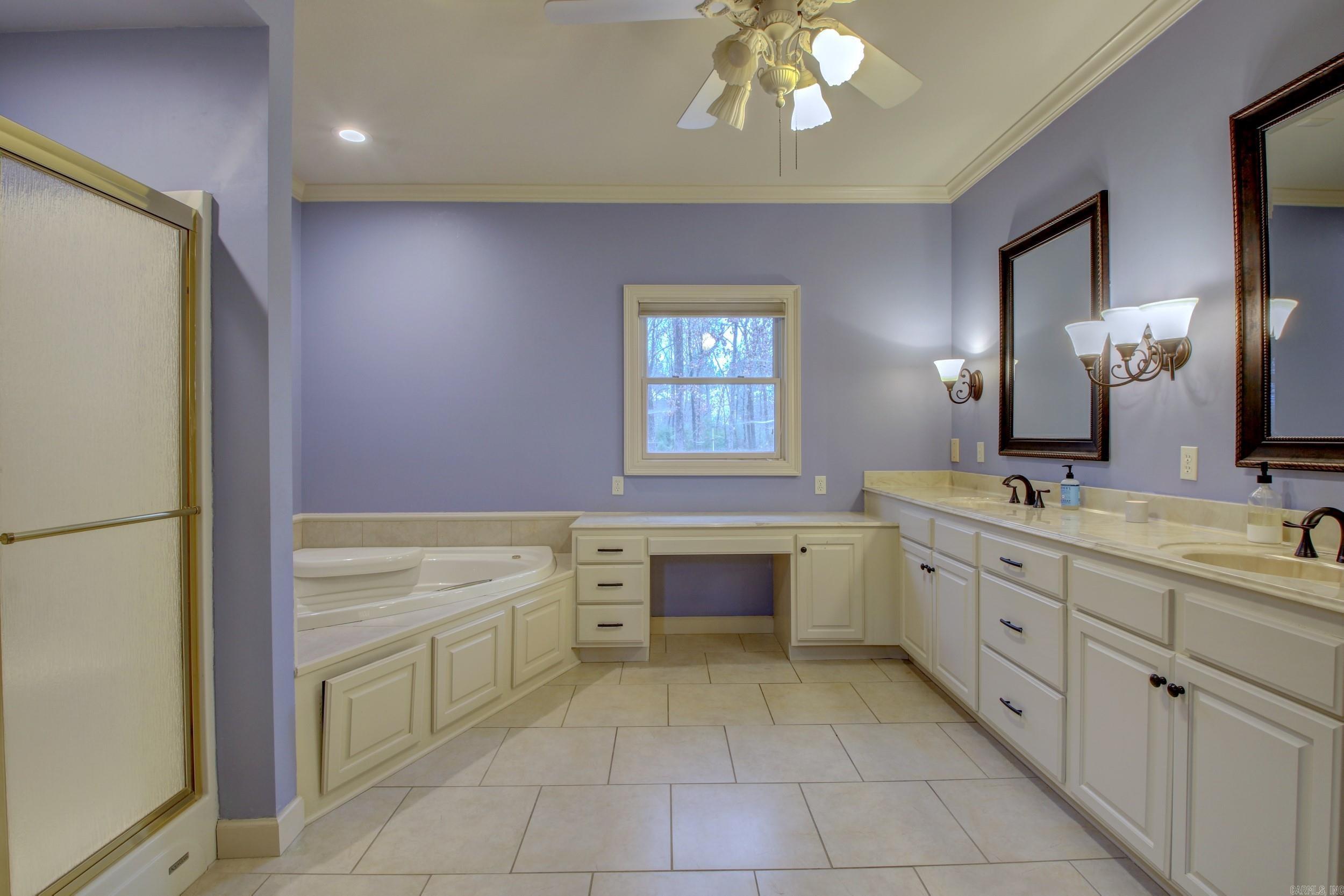 OAKWOOD ESTATES - Residential