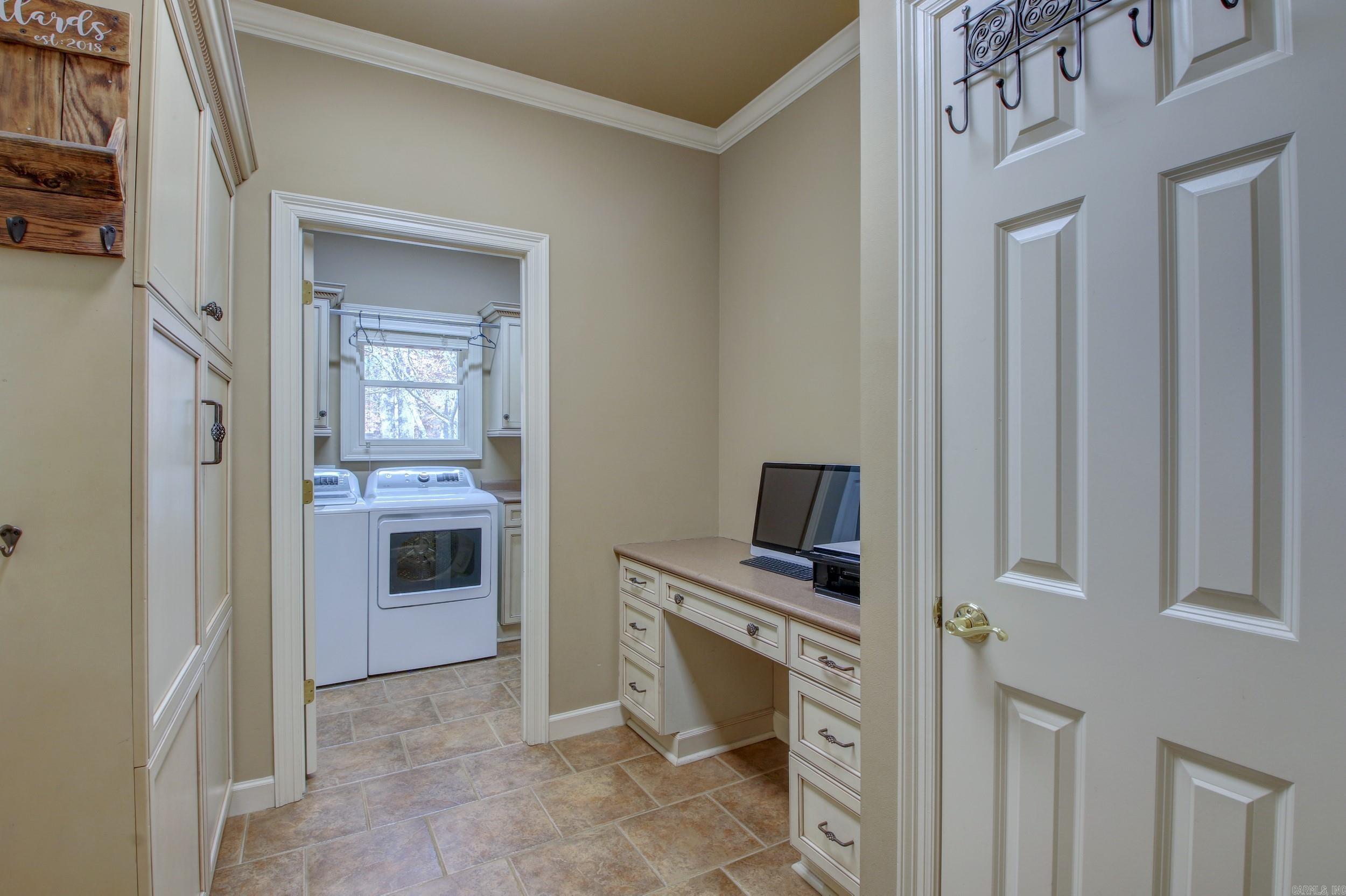 OAKWOOD ESTATES - Residential