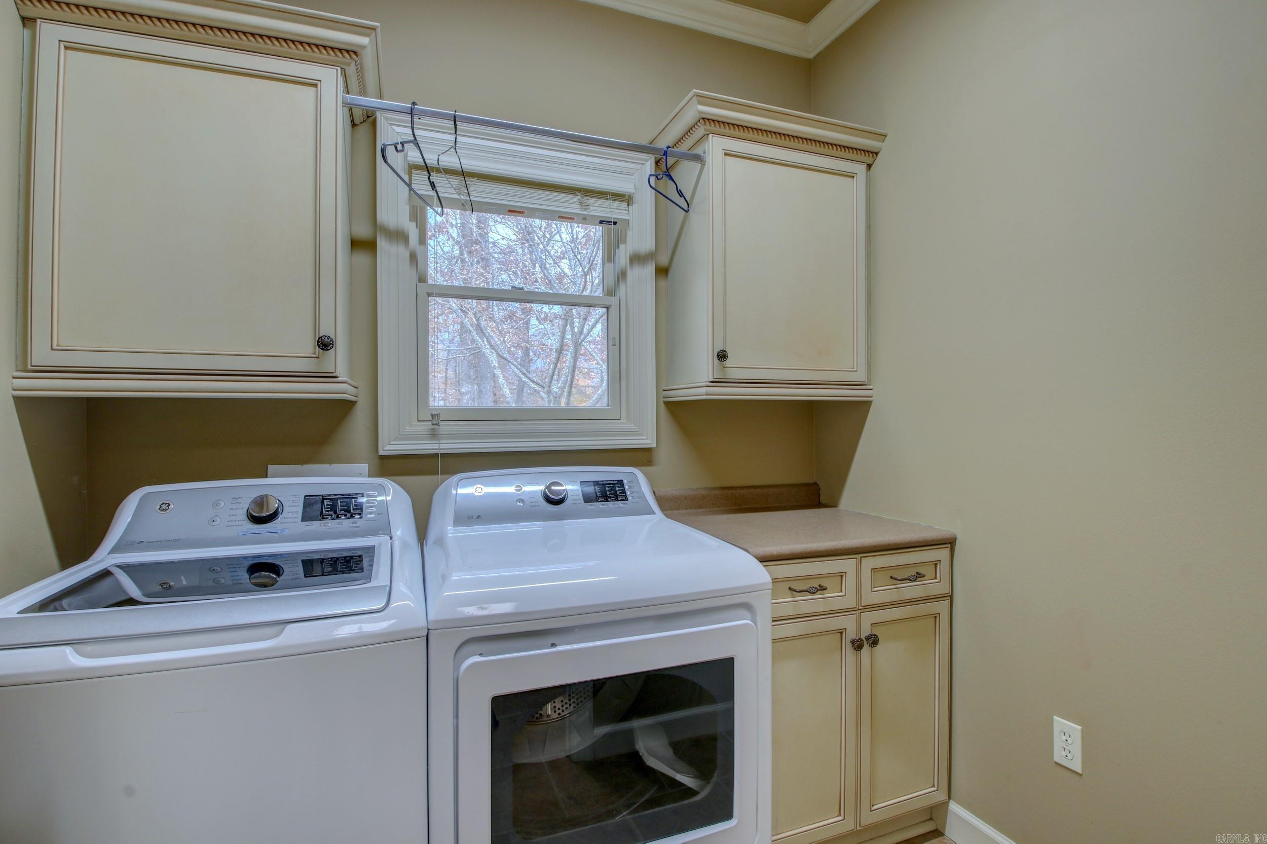 OAKWOOD ESTATES - Residential